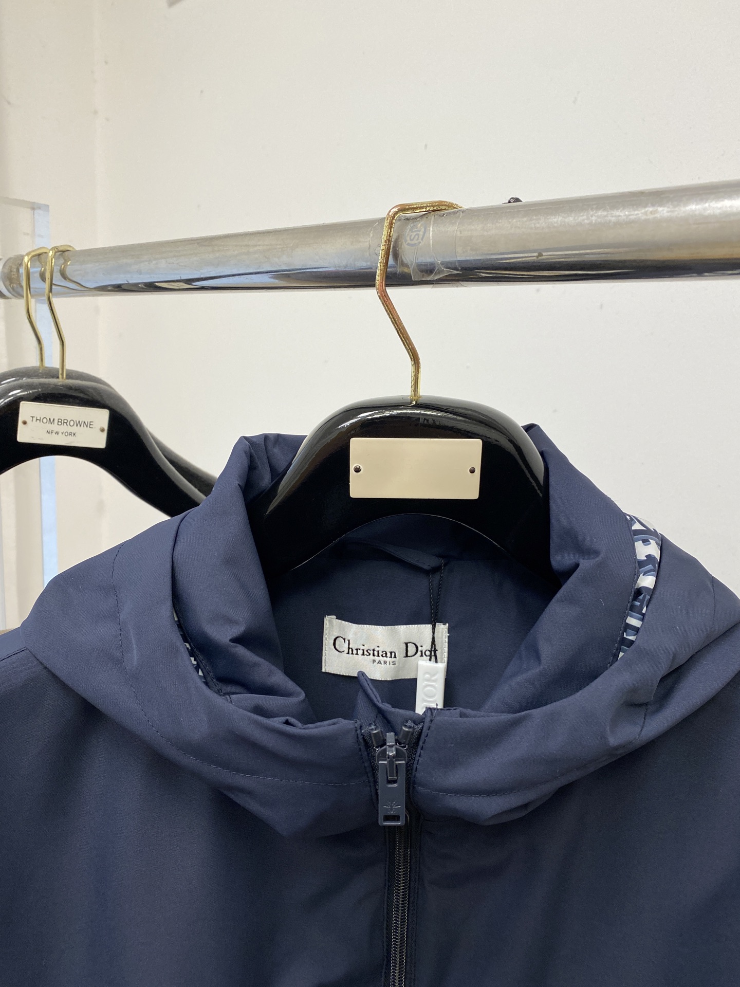 🌾退换！巴宝莉、2025新品夹克外套，时尚帅气，简约百搭款，胸前精致刺绣字母logo，定制原版面料，不仅