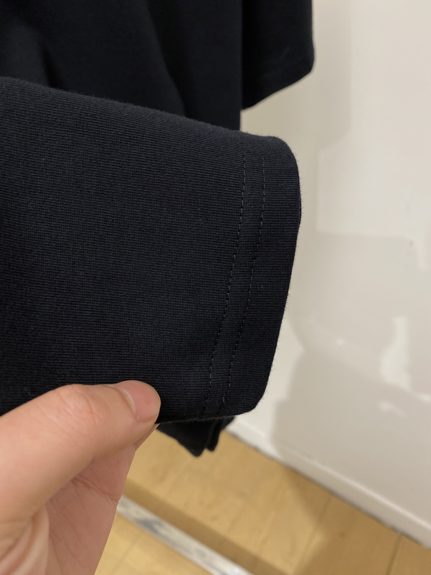 Celine 赛琳、2026新品短袖T恤，帅气时尚，简约百搭款。胸前精致刺绣图案logo，面料棉 不仅挺