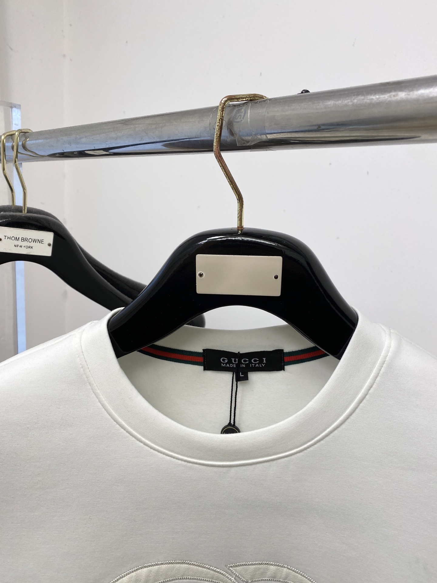 🌾退换！ 古奇、2025新品长袖卫衣，帅气时尚，胸前精致刺绣字母logo，简约百搭款。面料棉 不仅挺括，