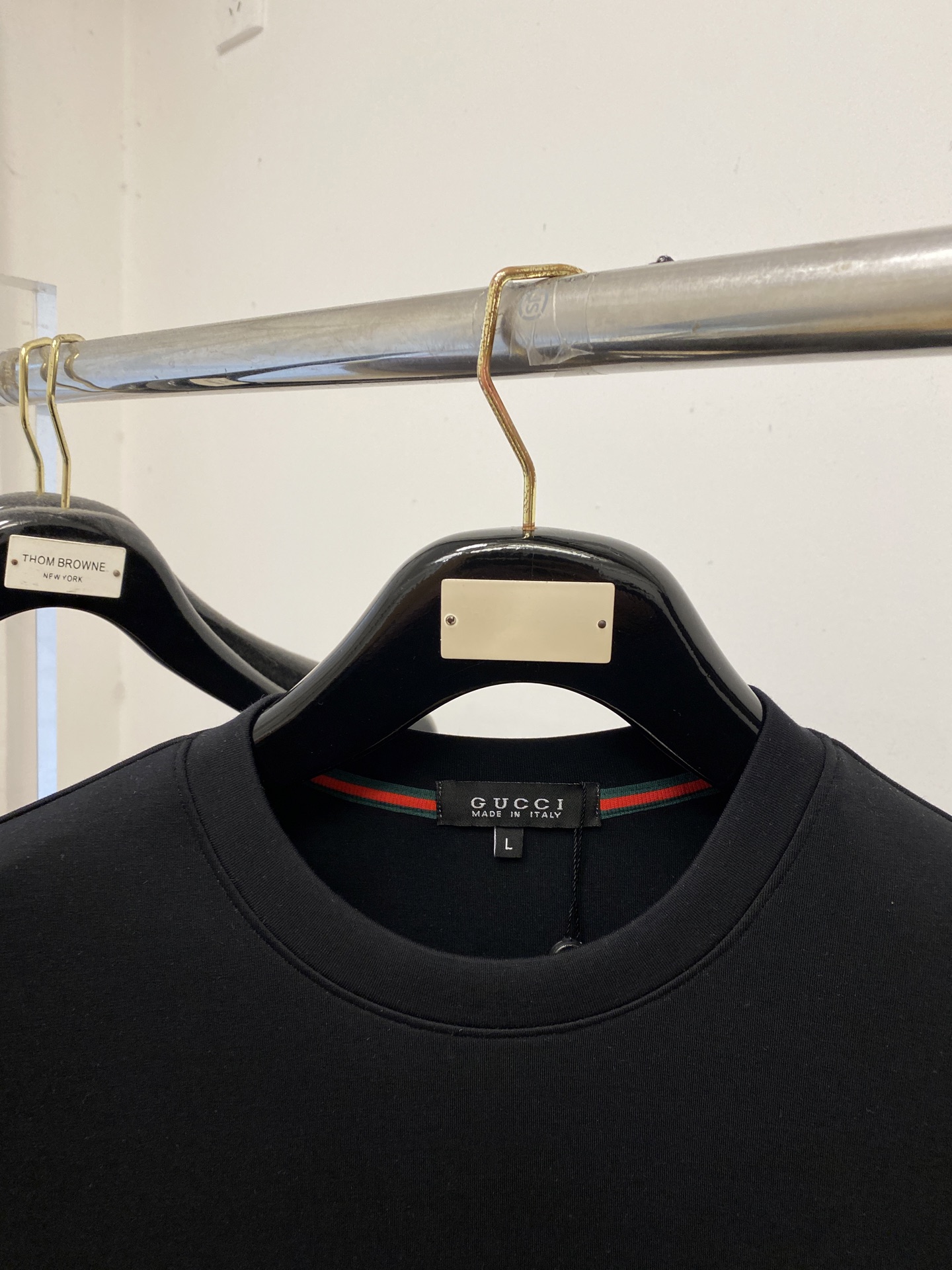 🌾退换！ 古奇、2025新品长袖卫衣，帅气时尚，衣下顶级印花字母logo，简约百搭款。面料棉 不仅挺括，