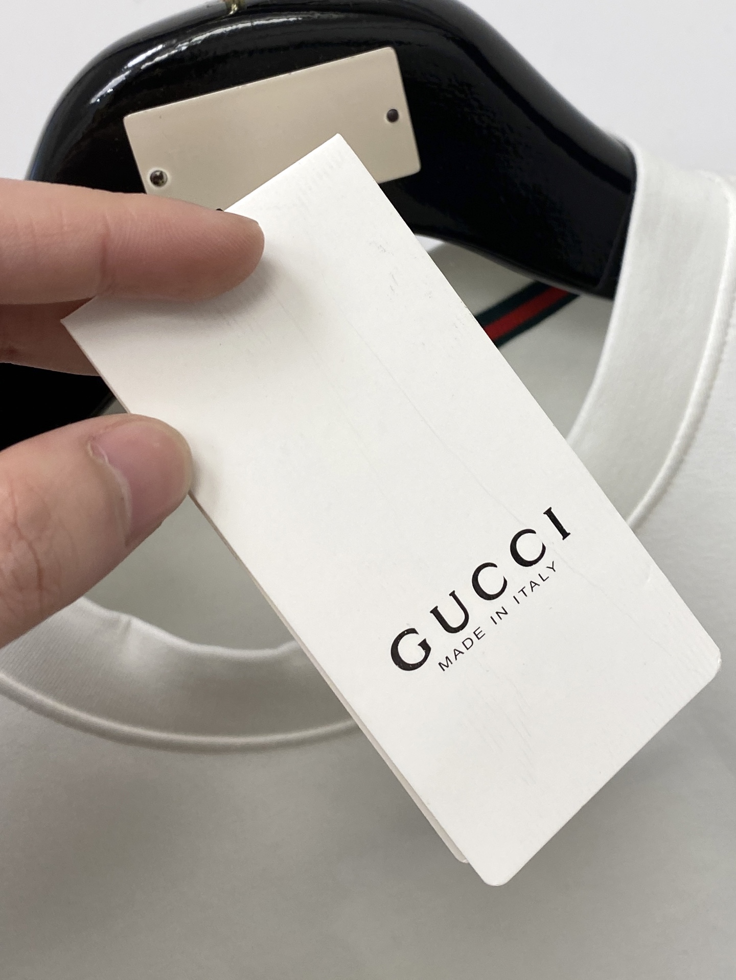 🌾退换！ 古奇、2025新品长袖卫衣，帅气时尚，衣下顶级印花字母logo，简约百搭款。面料棉 不仅挺括，