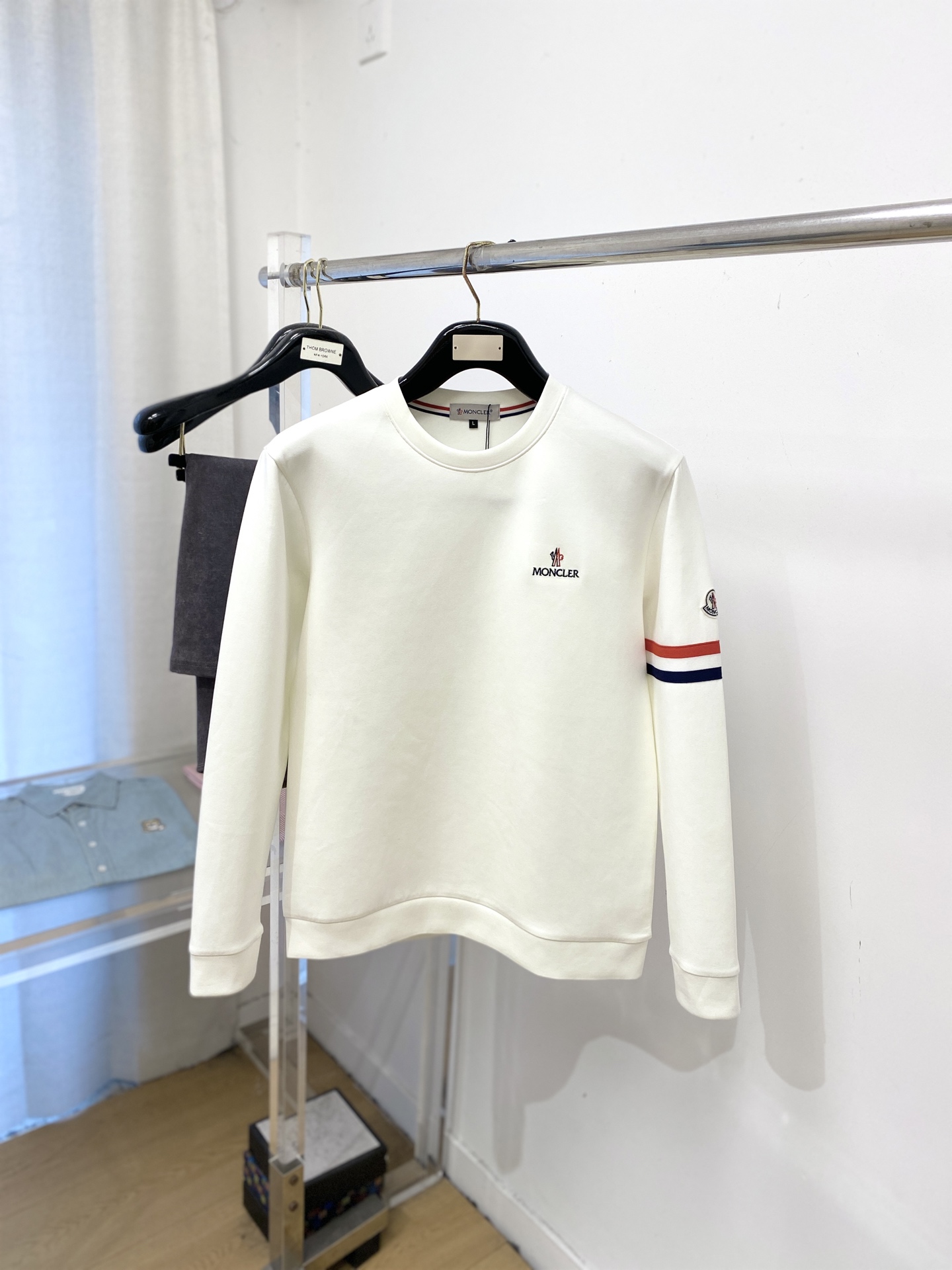 🌾退换！ 蒙口、2025新品长袖卫衣，帅气时尚，胸前精致刺绣图案字母logo，简约百搭款。面料棉 不仅挺