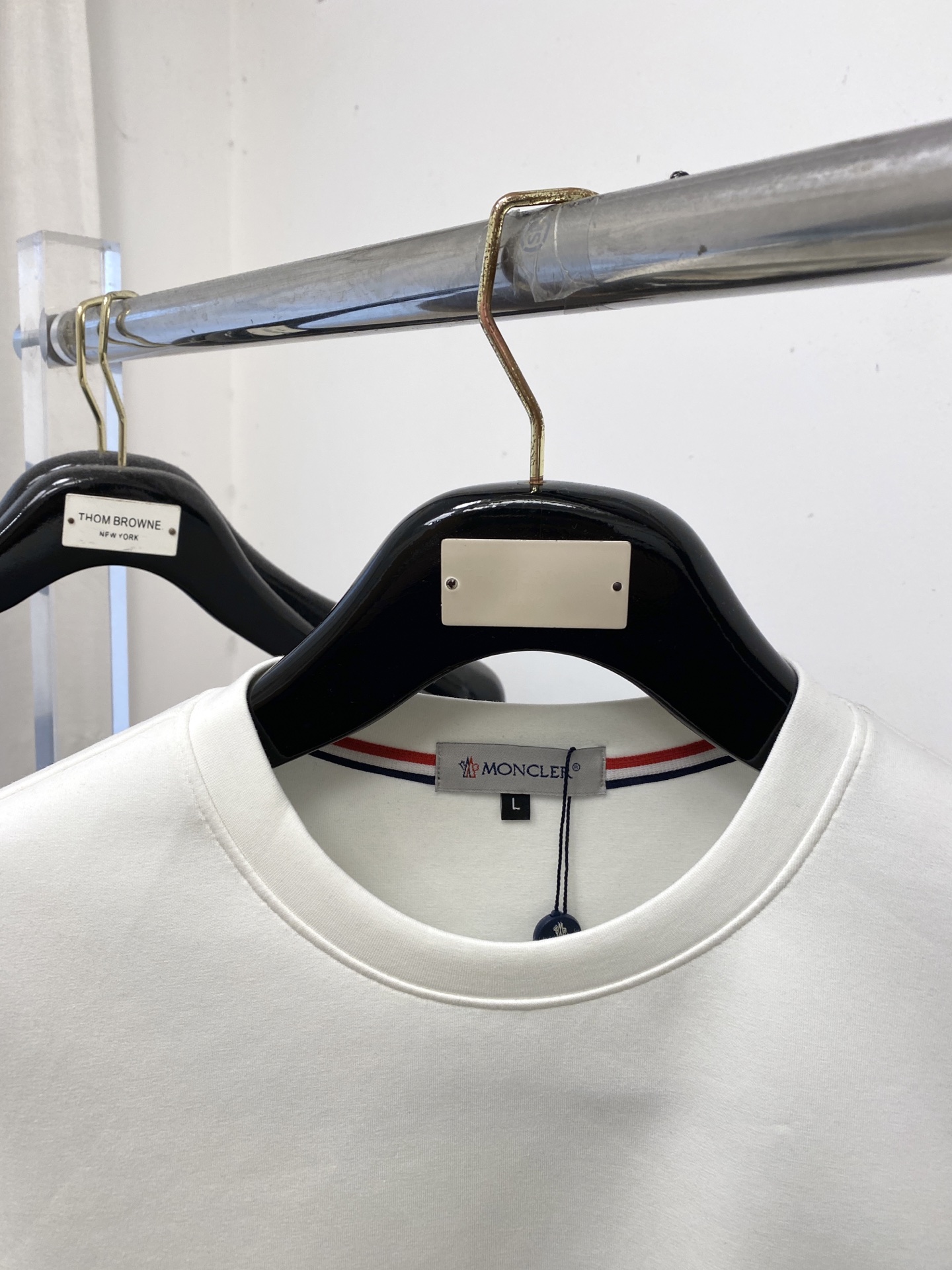 🌾退换！ 蒙口、2025新品长袖卫衣，帅气时尚，胸前精致刺绣图案字母logo，简约百搭款。面料棉 不仅挺