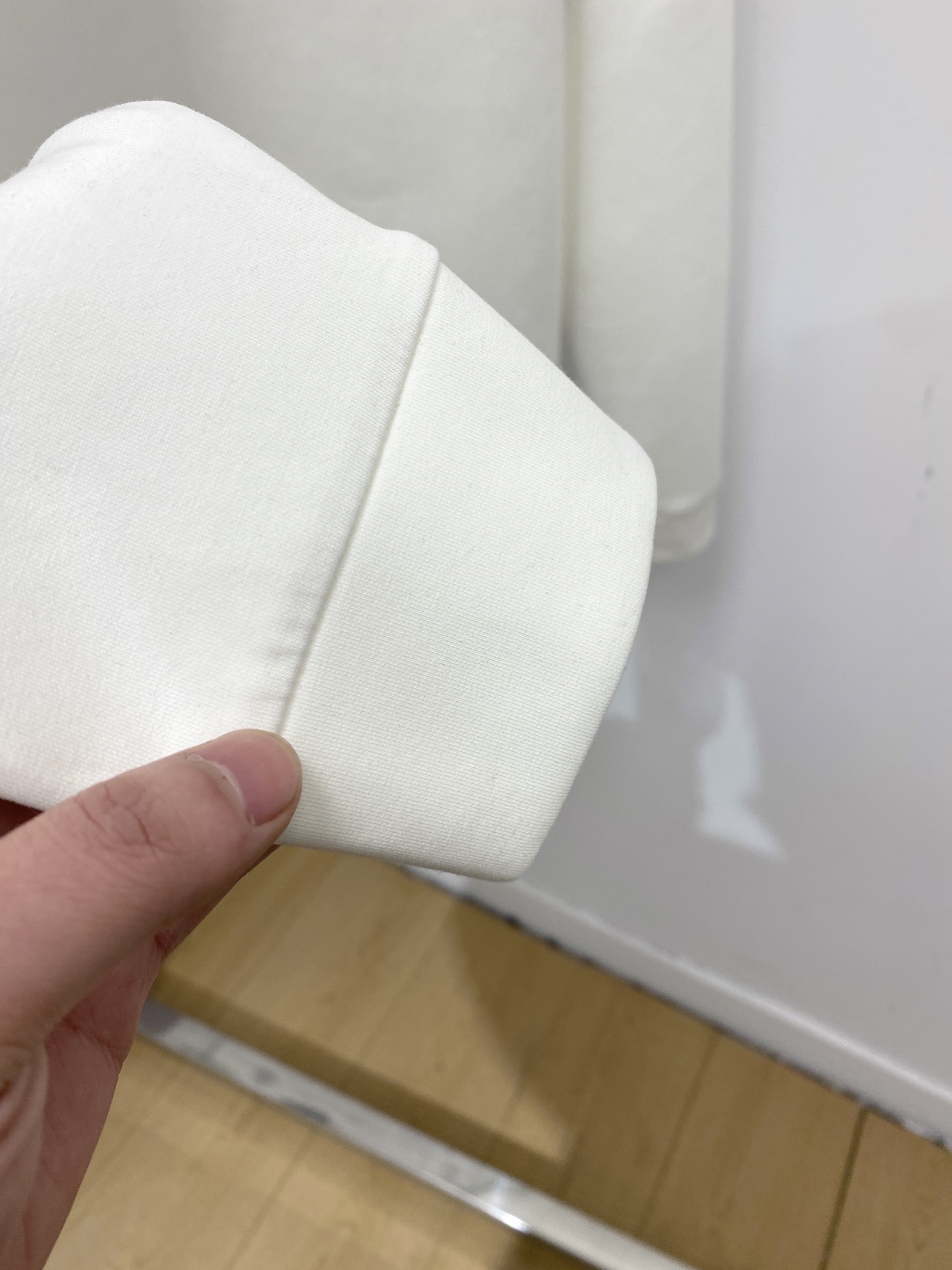 🌾退换！ 蒙口、2025新品长袖卫衣，帅气时尚，胸前精致刺绣图案字母logo，简约百搭款。面料棉 不仅挺