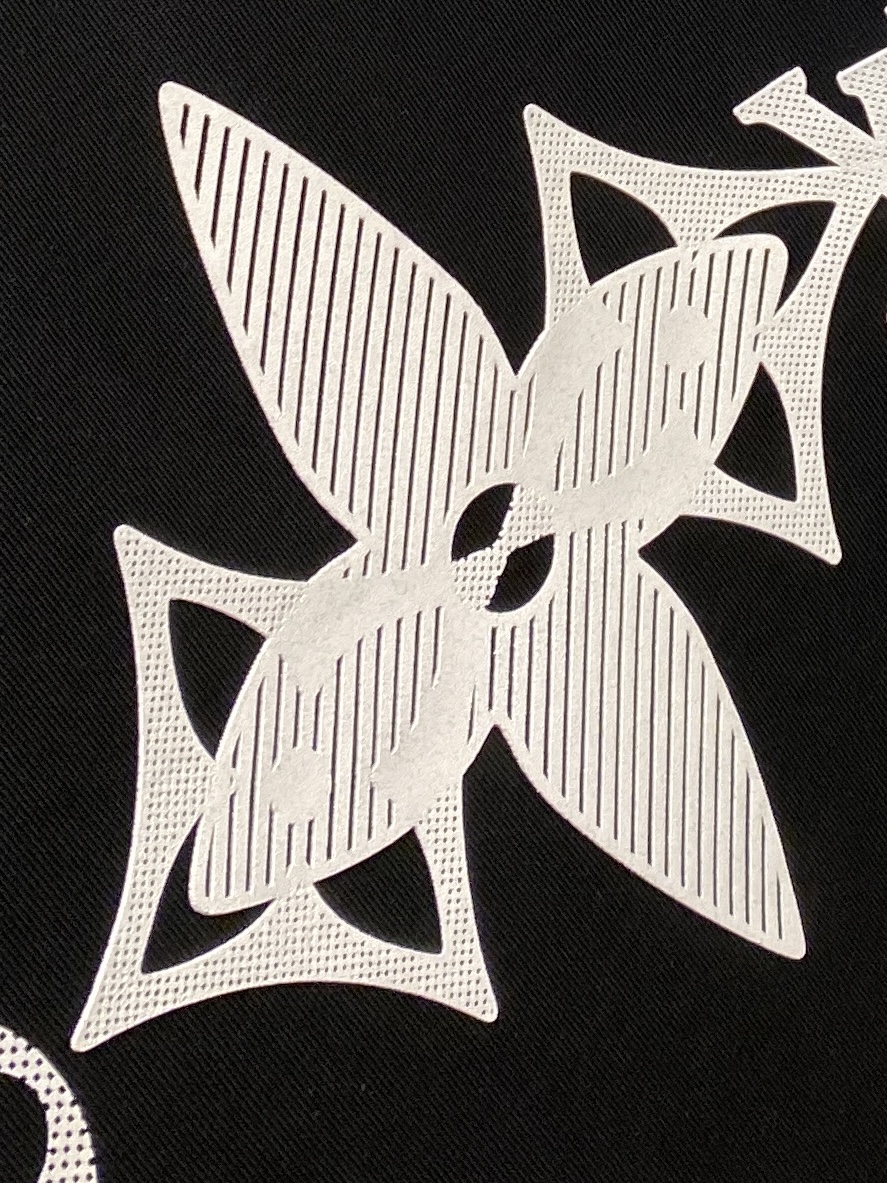 🌾退换！路易威登、2025新品短袖T恤，帅气时尚，胸前顶级印胶图案字母logo，简约百搭款。面料棉 不仅