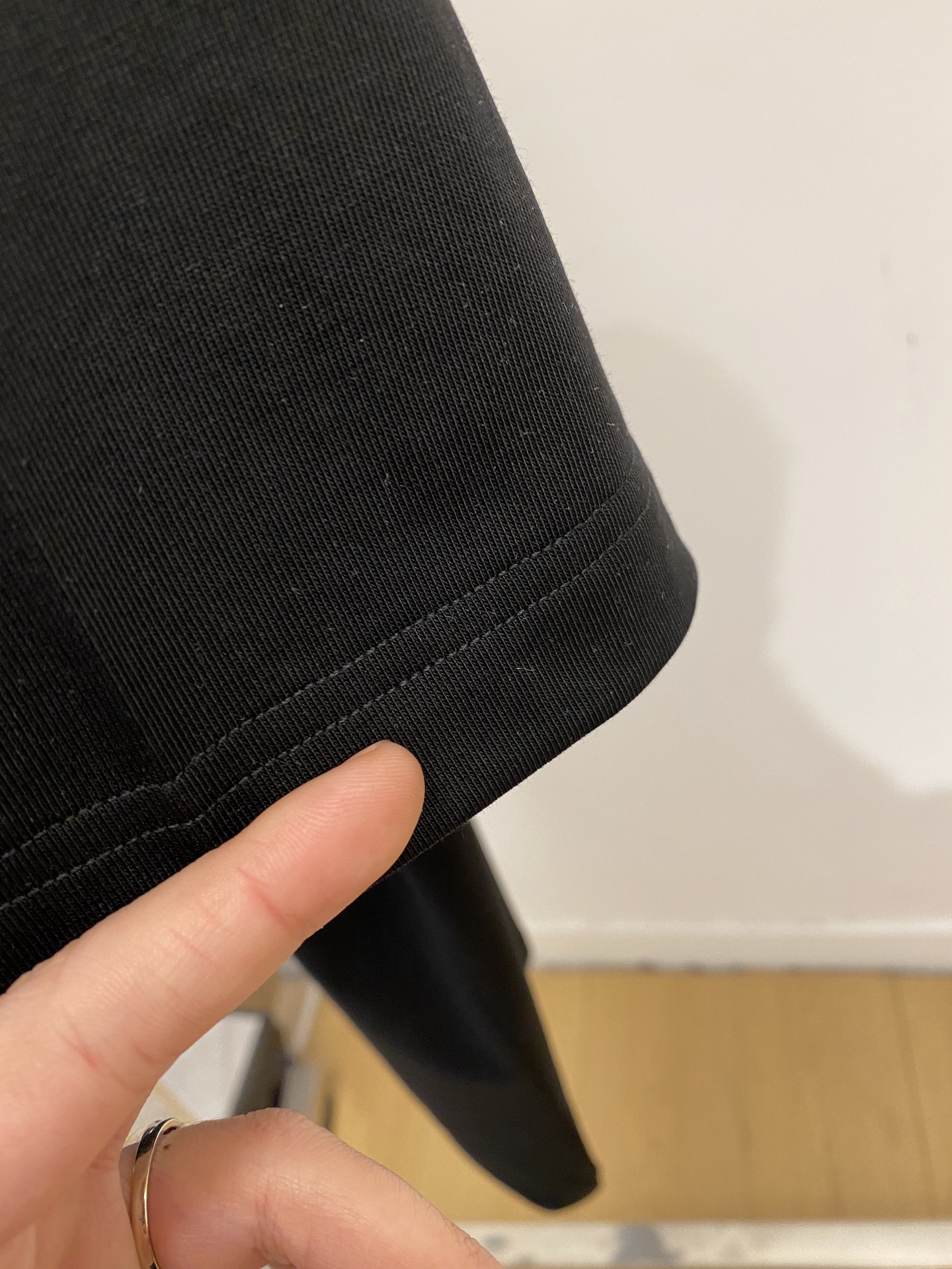 🌾退换！路易威登、2025新品短袖T恤，帅气时尚，胸前顶级印胶图案字母logo，简约百搭款。面料棉 不仅