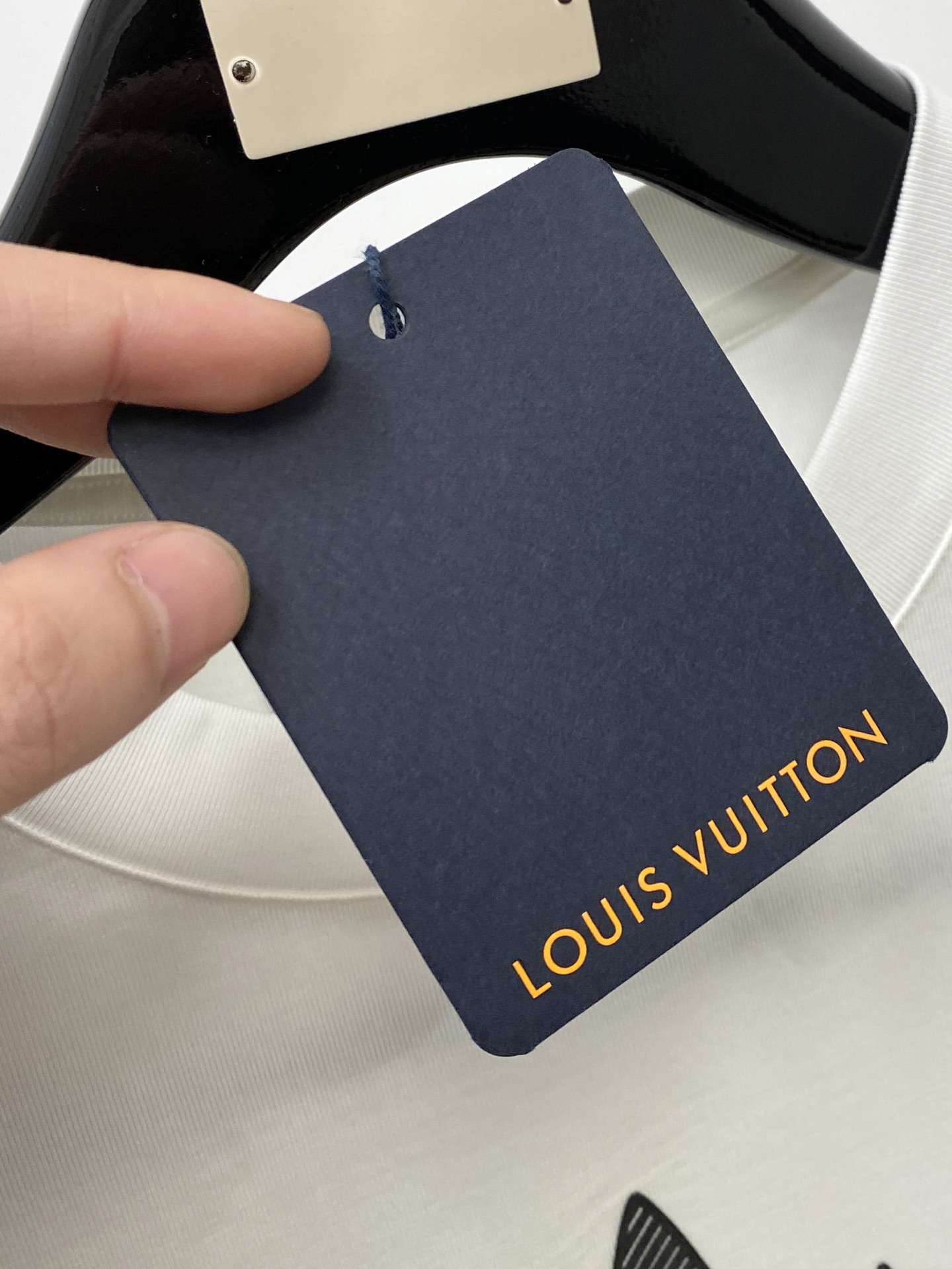 🌾退换！路易威登、2025新品短袖T恤，帅气时尚，胸前顶级印胶图案字母logo，简约百搭款。面料棉 不仅