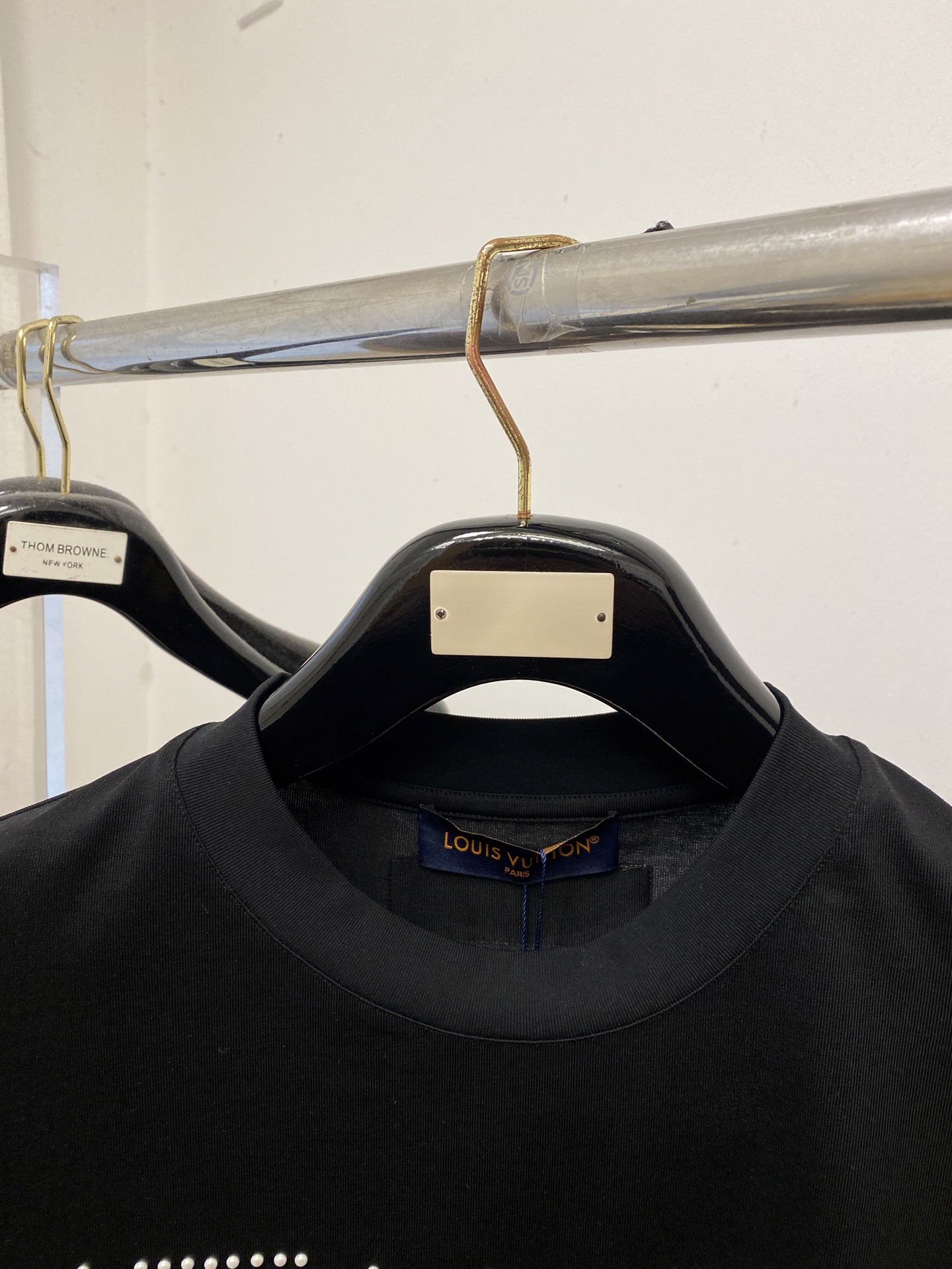 🌾退换！路易威登、2025新品短袖T恤，帅气时尚，胸口顶级印胶图案字母logo，简约百搭款。面料棉 不仅