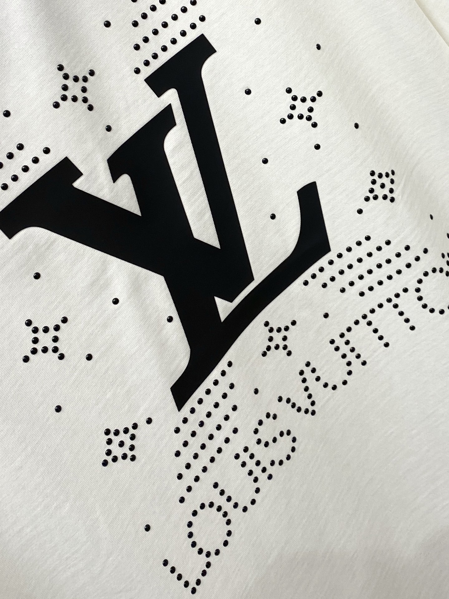 🌾退换！路易威登、2025新品短袖T恤，帅气时尚，胸口顶级印胶图案字母logo，简约百搭款。面料棉 不仅