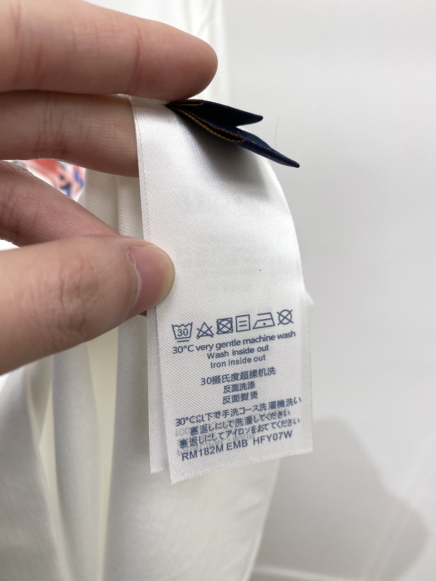 🌾退换！路易威登、2025新品短袖T恤，帅气时尚，胸前顶级印花图案字母logo，简约百搭款。面料棉 不仅