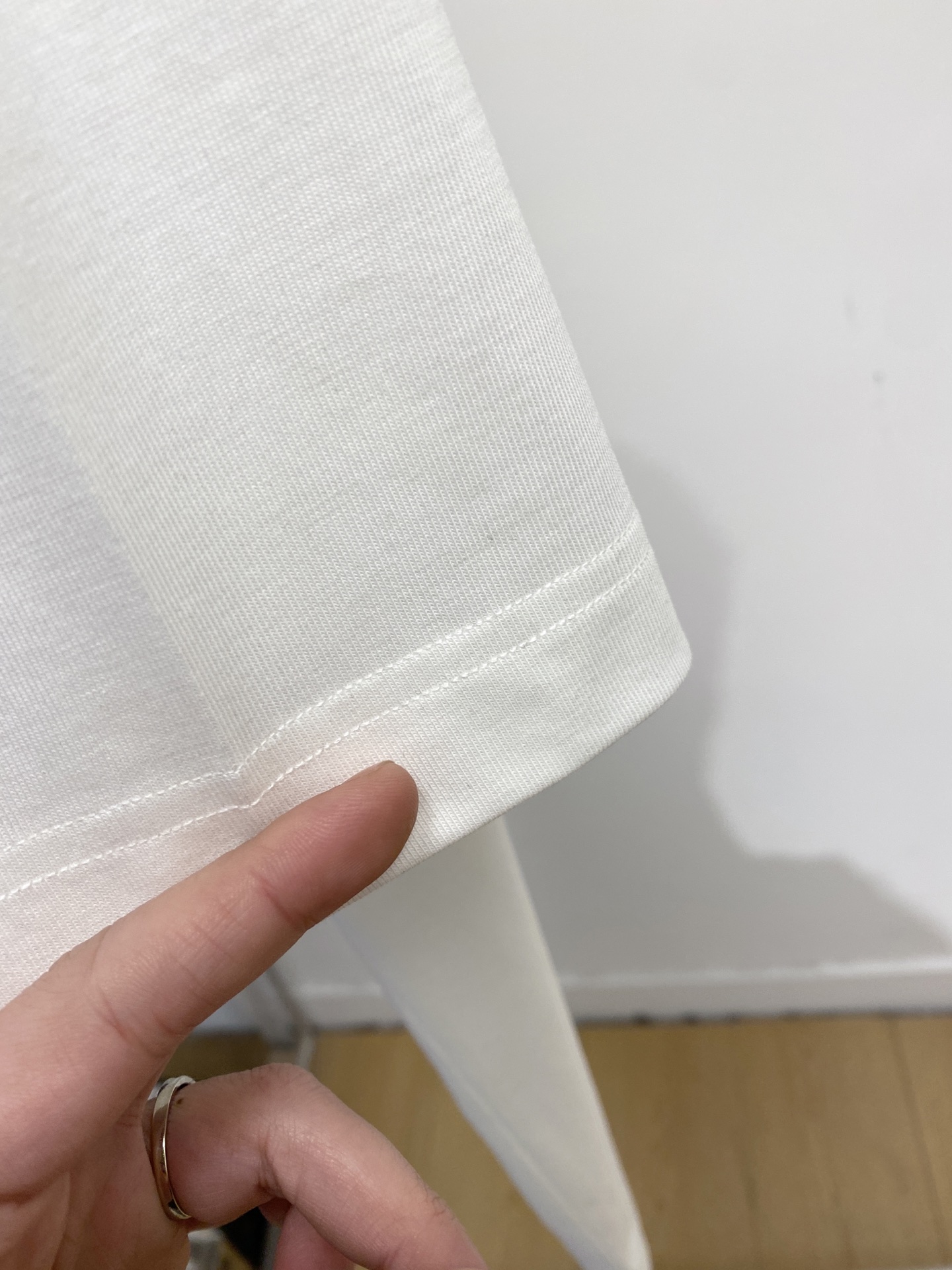 🌾退换！路易威登、2025新品短袖T恤，帅气时尚，胸前顶级印花图案字母logo，简约百搭款。面料棉 不仅