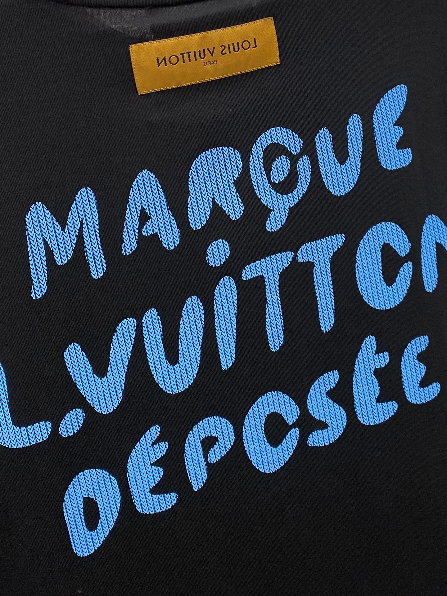 🌾退换！路易威登、2025新品短袖T恤，帅气时尚，胸前顶级印花字母logo，简约百搭款。面料棉 不仅挺括