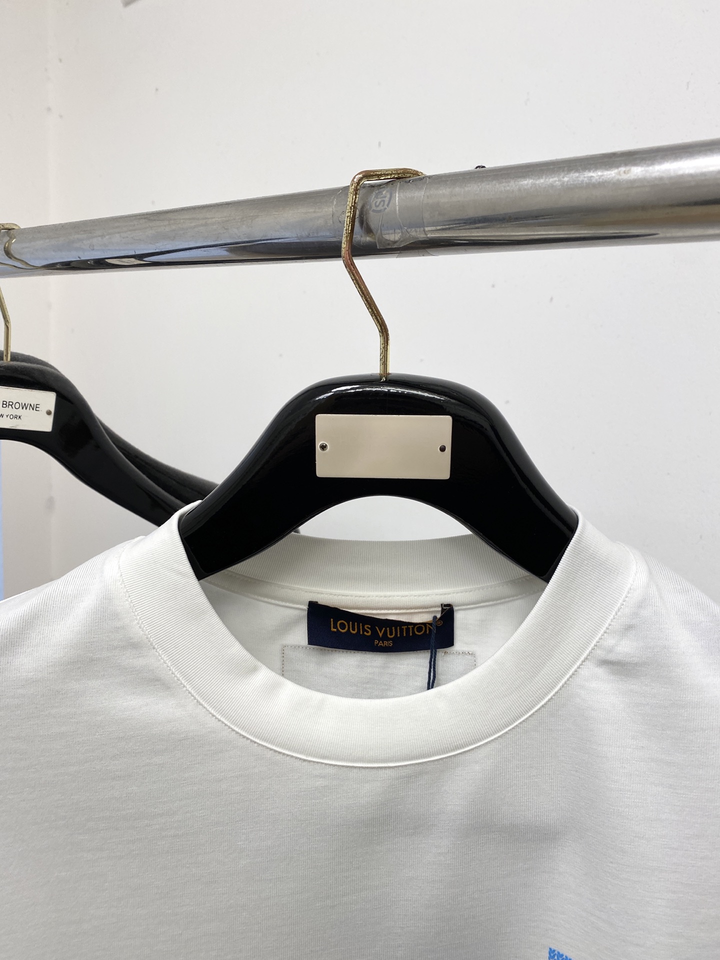 🌾退换！路易威登、2025新品短袖T恤，帅气时尚，胸前顶级印花字母logo，简约百搭款。面料棉 不仅挺括