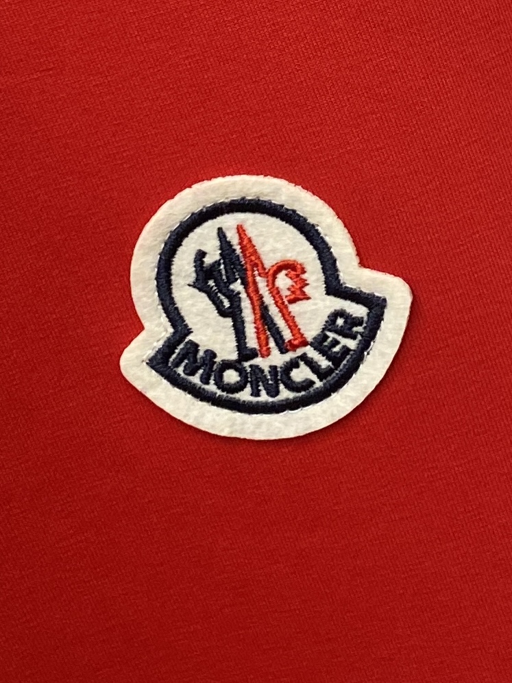 🌾退换！ 蒙口、2025新品卫衣，帅气时尚，胸前刺绣装饰图案logo，简约百搭款。面料棉 不仅挺括，保持