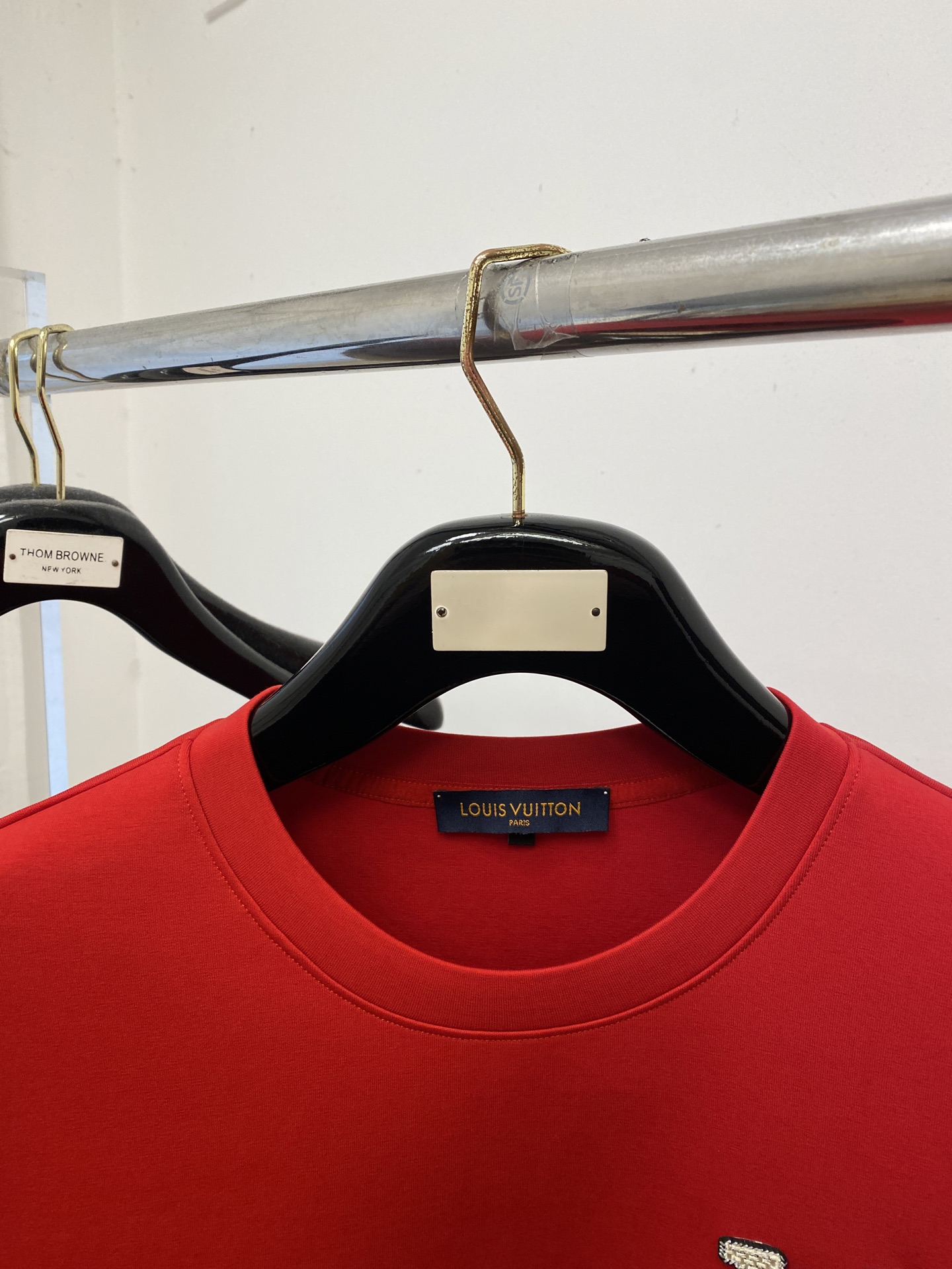 🌾退换！ 路易威登、2025新品卫衣，帅气时尚，胸前刺绣装饰字母logo，简约百搭款。面料棉 不仅挺括，