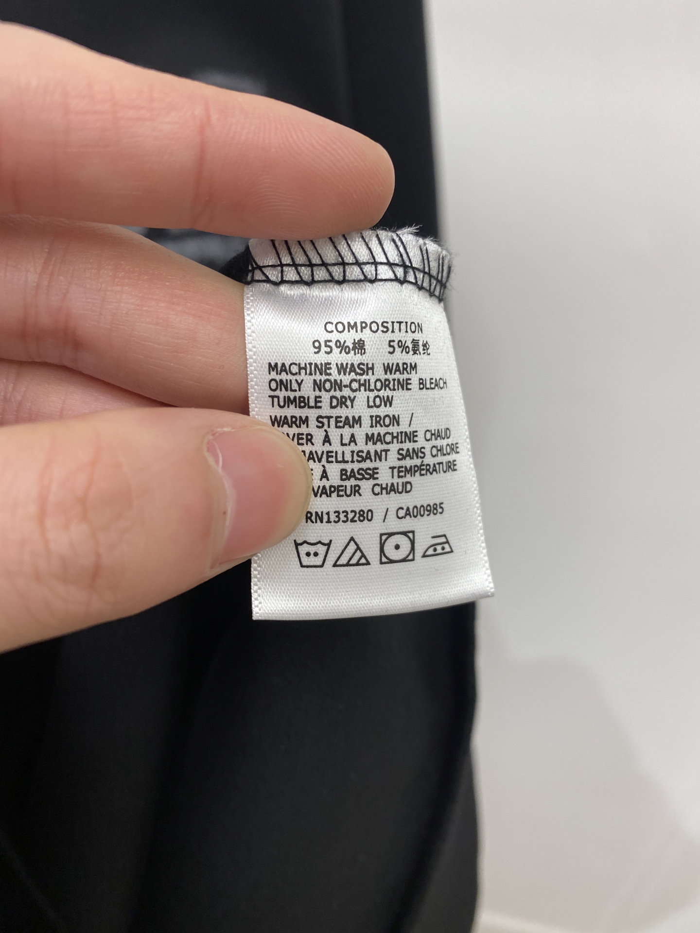 🌾退换！ 路易威登、2025新品长袖卫衣，帅气时尚，胸前顶级印花字母logo，简约百搭款。面料棉 不仅挺