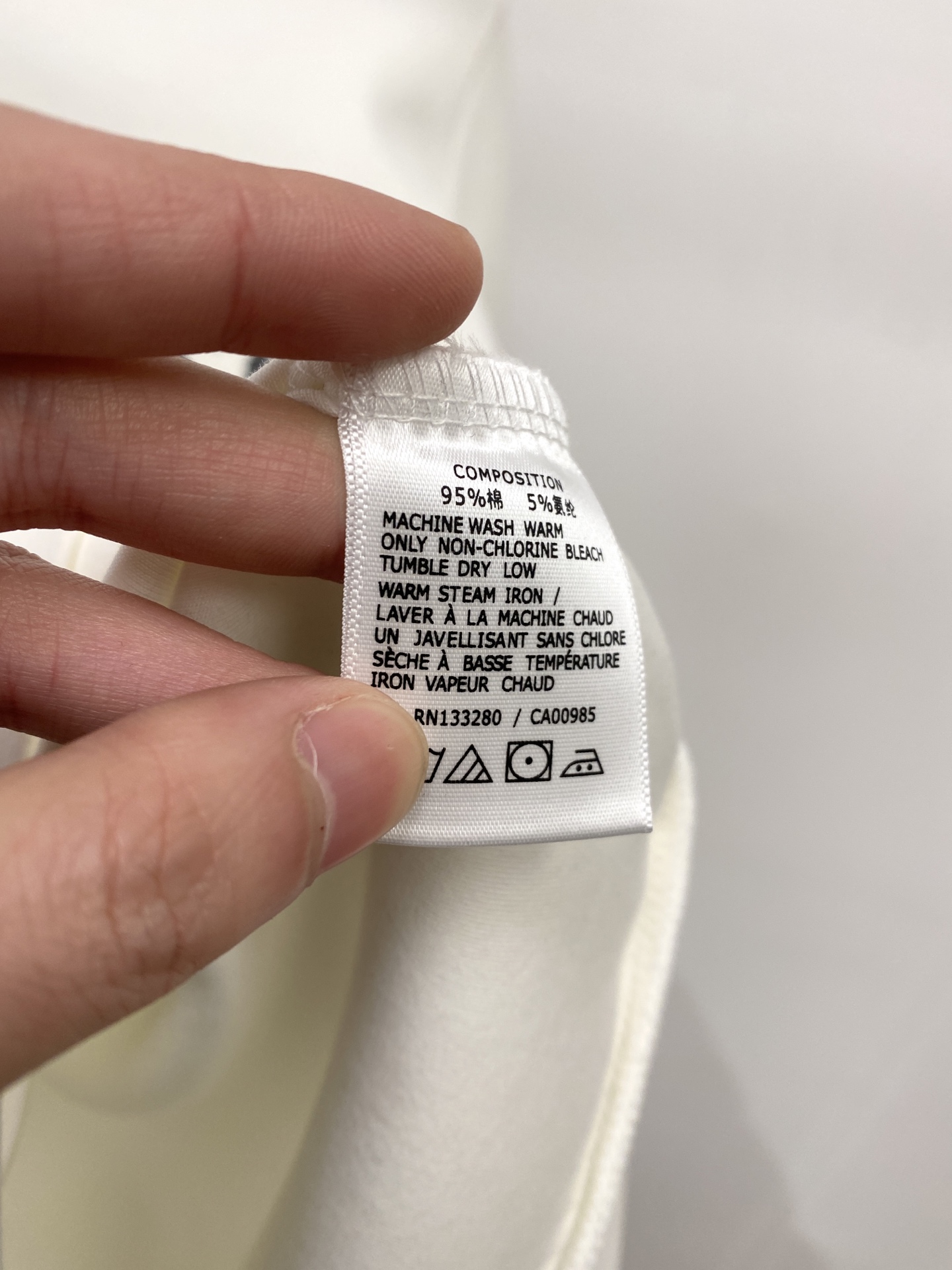 🌾退换！ 路易威登、2025新品长袖卫衣，帅气时尚，胸前顶级印花字母logo，简约百搭款。面料棉 不仅挺