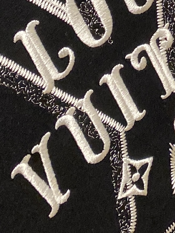 🌾退换！ 路易威登、2025新品长袖卫衣，帅气时尚，胸前精致刺绣字母logo，简约百搭款。面料棉 不仅挺