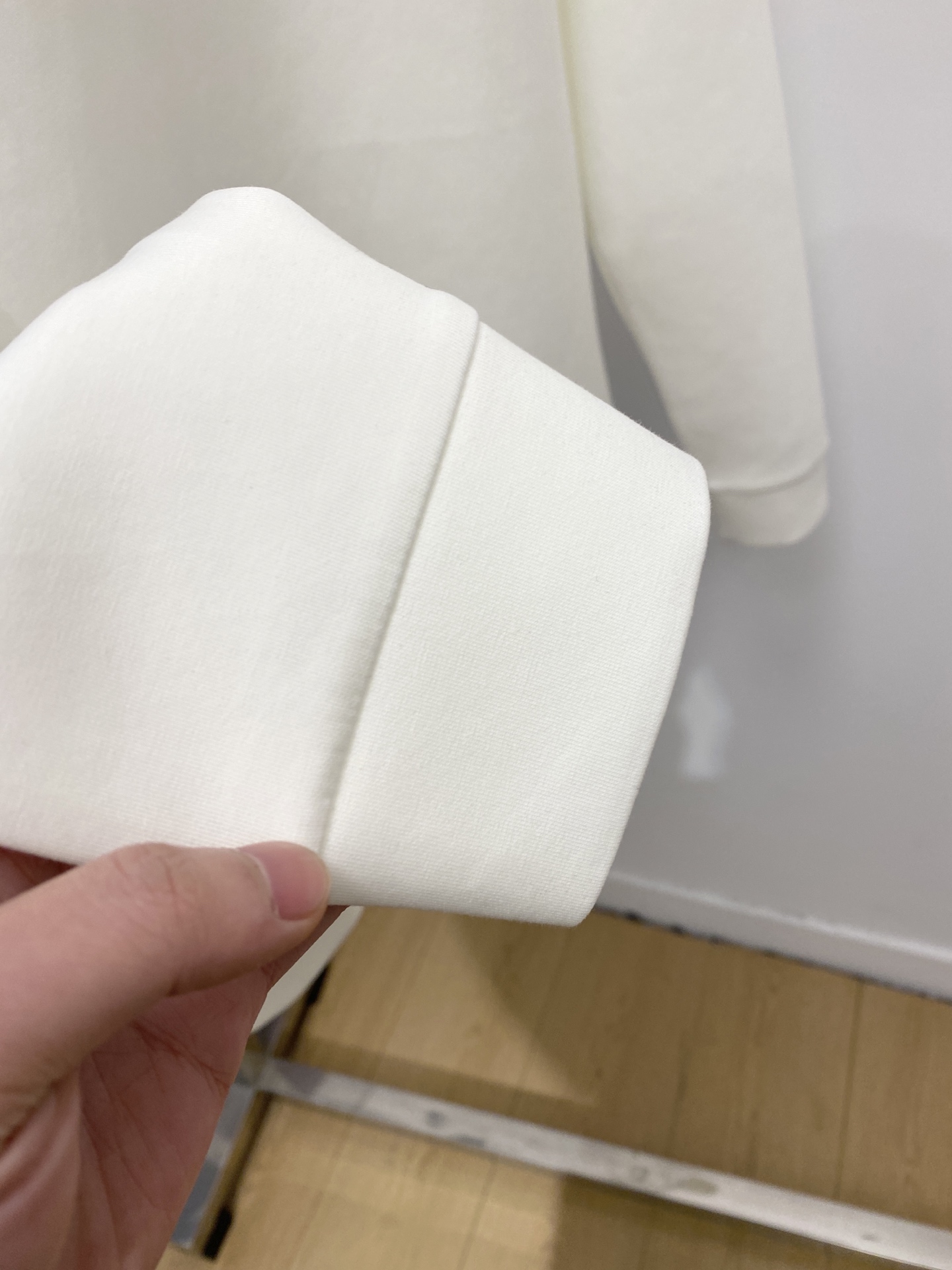 🌾退换！ 蒙口、2025新品长袖卫衣，帅气时尚，胸前刺绣装饰图案logo，简约百搭款。面料棉 不仅挺括，