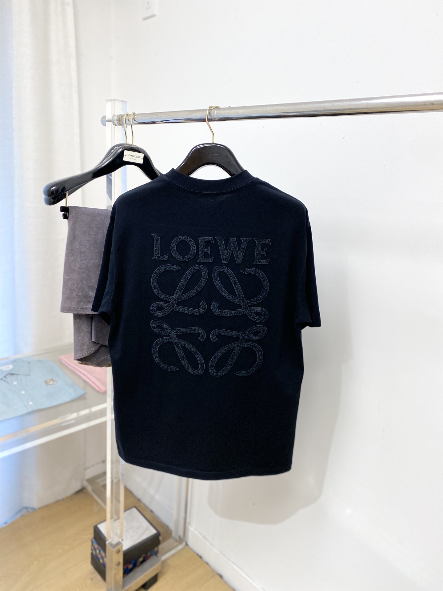 🌾退换！ 罗意威、2025新品短袖T恤，帅气时尚，胸前精致刺绣图案字母logo，简约百搭款。面料棉 不仅