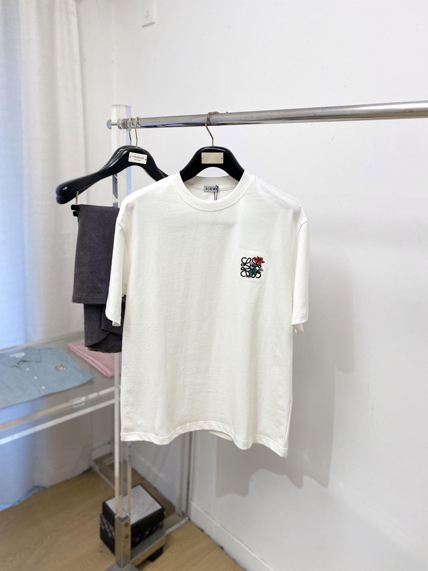 🌾退换！ 罗意威、2025新品短袖T恤，帅气时尚，胸前精致刺绣图案logo，简约百搭款。面料棉 不仅挺括