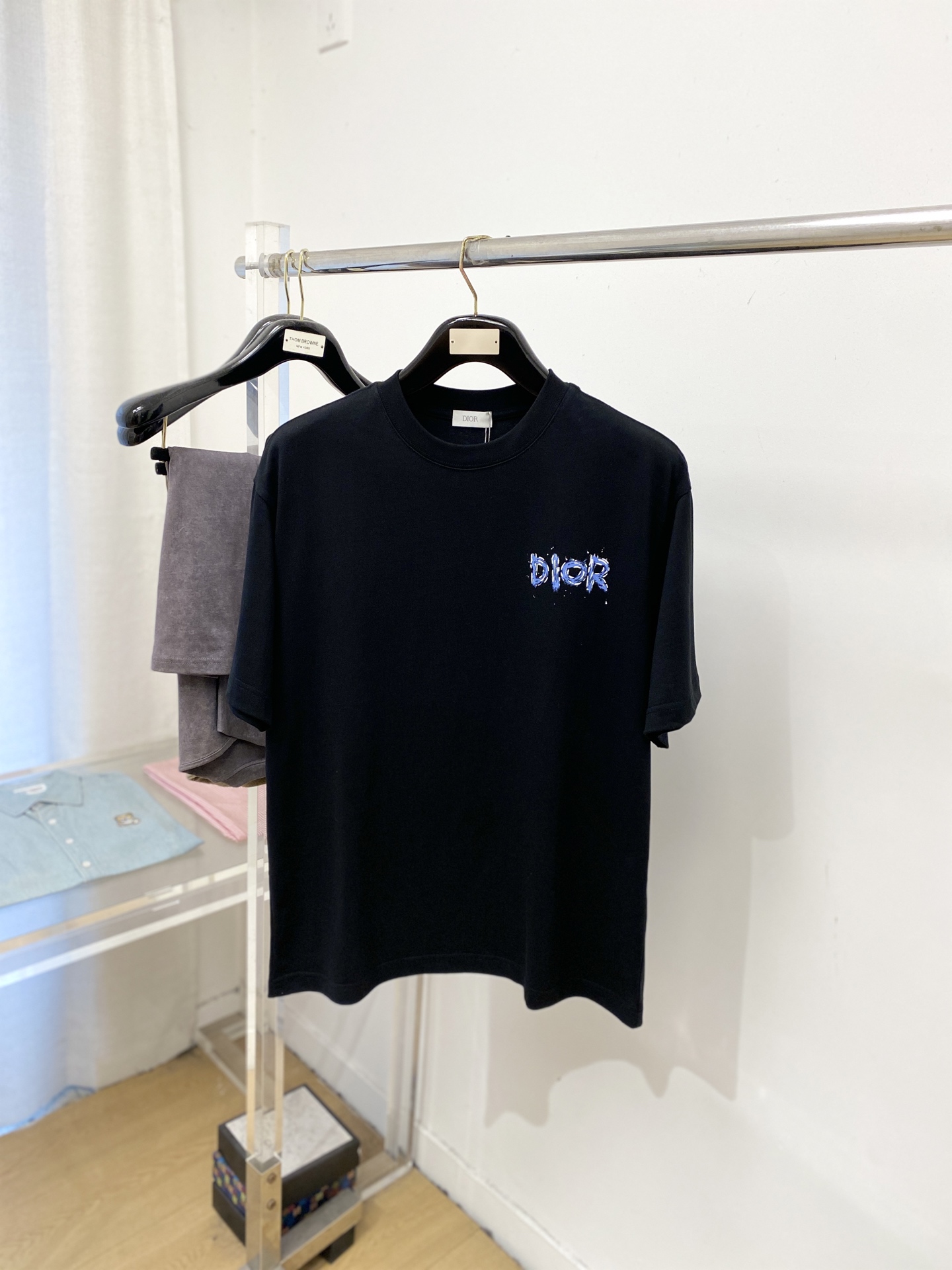 🌾退换！ 迪奥、2025新品短袖T恤，帅气时尚，胸前顶级印花字母logo，简约百搭款。面料棉 不仅挺括，