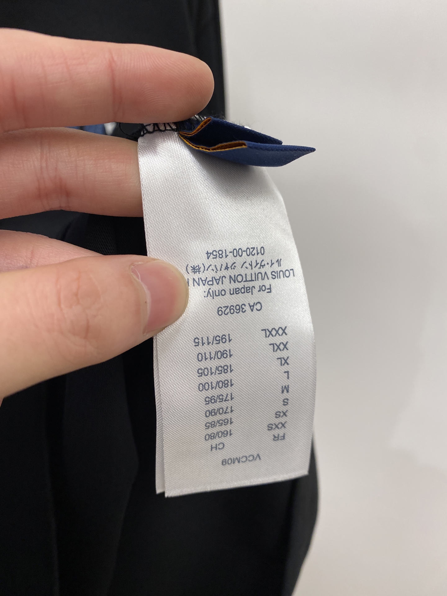 🌾退换！ 路易威登、2025新品短袖T恤，帅气时尚，胸前精致刺绣字母logo，简约百搭款。面料棉 不仅挺