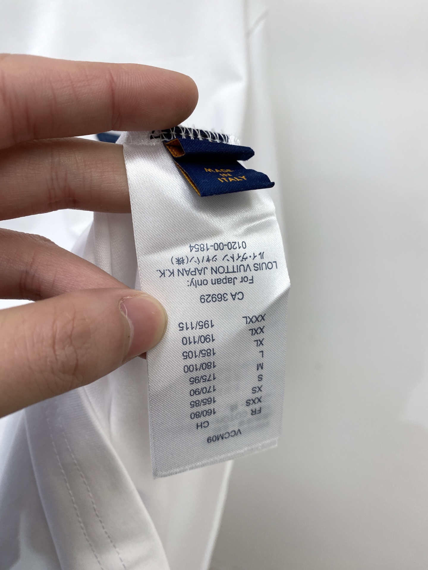 🌾退换！ 路易威登、2025新品短袖T恤，帅气时尚，胸前精致刺绣字母logo，简约百搭款。面料棉 不仅挺