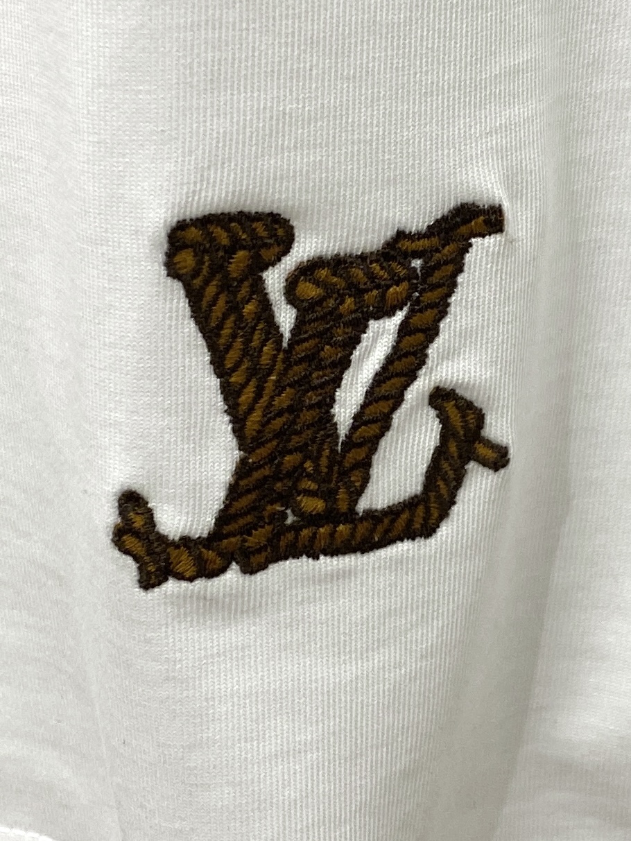 🌾退换！ 路易威登、2025新品短袖T恤，帅气时尚，胸前精致刺绣图案logo，简约百搭款。面料棉 不仅挺