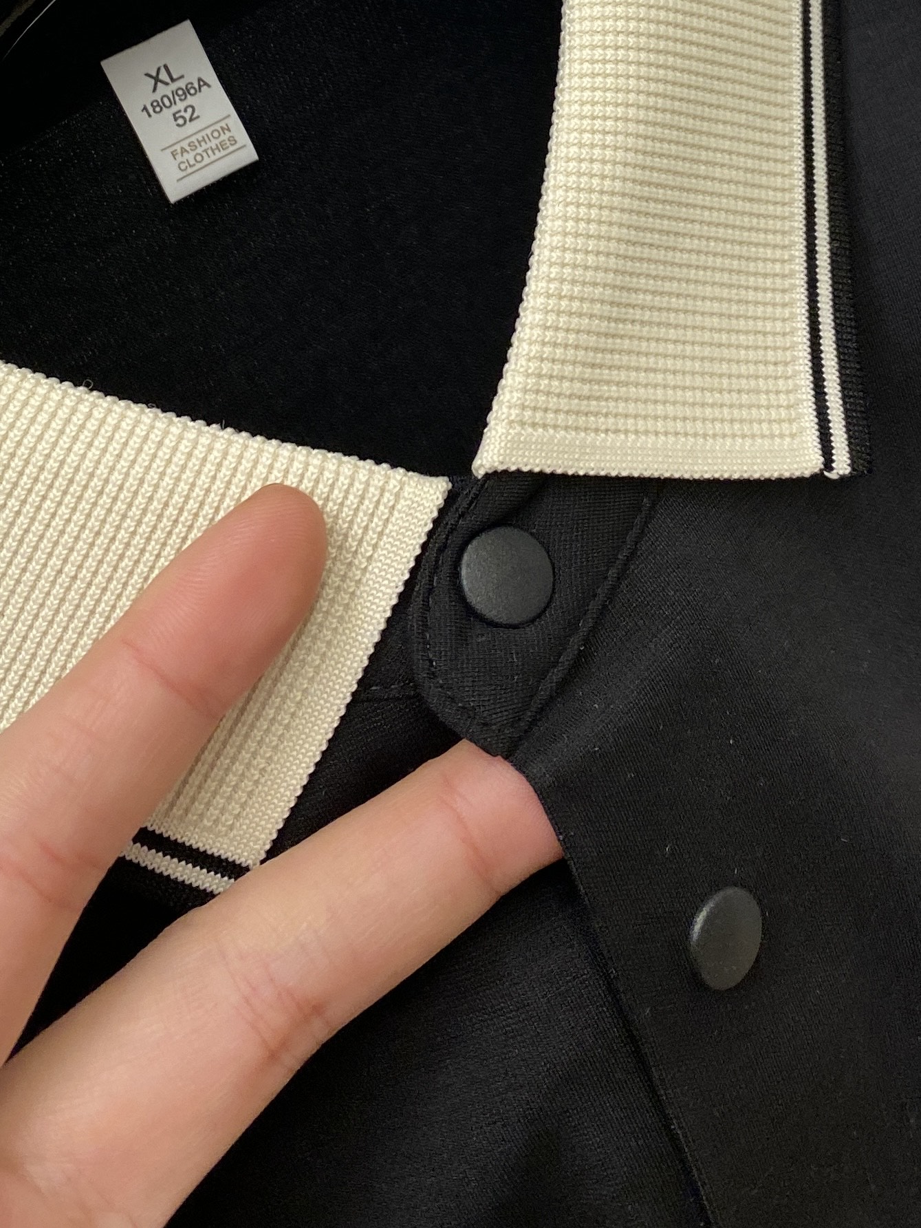 Loro piana、2026新品短袖T恤，帅气时尚，胸前顶级印胶图案字母logo，简约百搭款。面料棉 