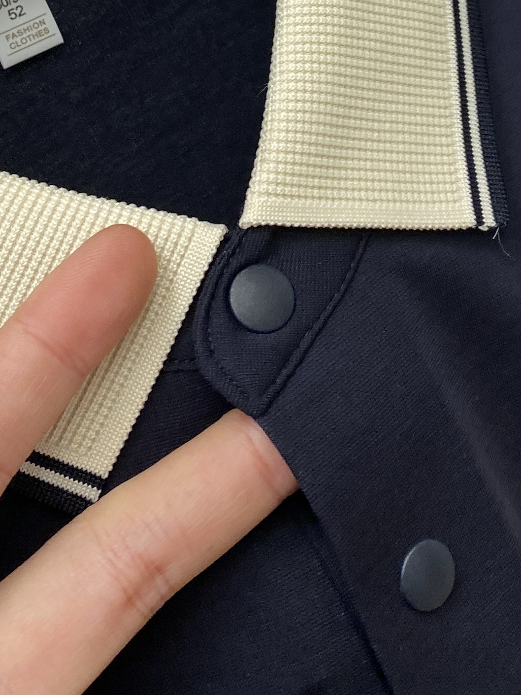 Loro piana、2026新品短袖T恤，帅气时尚，胸前顶级印胶图案字母logo，简约百搭款。面料棉 