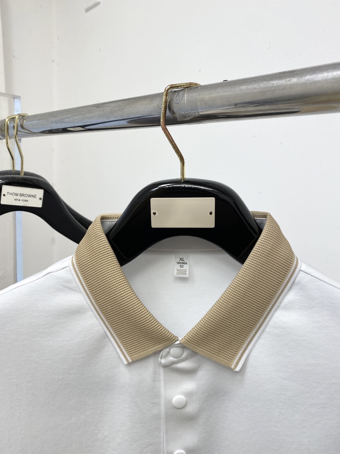 Loro piana、2026新品短袖T恤，帅气时尚，胸前顶级印胶图案字母logo，简约百搭款。面料棉 