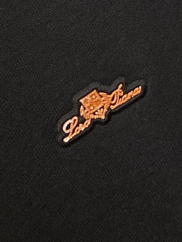 Loro piana、2026新品短袖T恤，帅气时尚，胸前顶级凹凸印胶图案字母logo，简约百搭款。面料