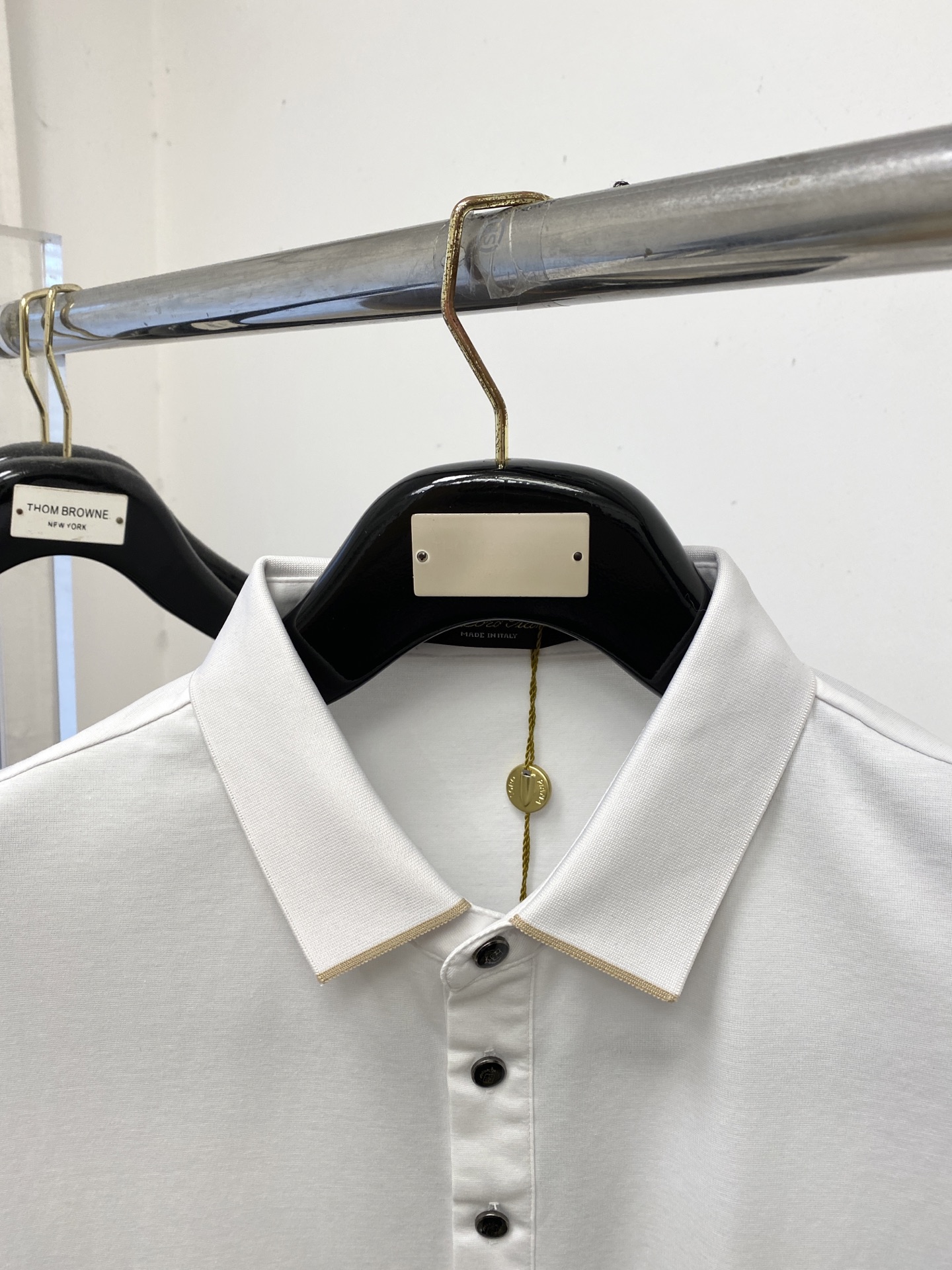Loro piana、2026新品短袖T恤，帅气时尚，胸前顶级凹凸印胶图案字母logo，简约百搭款。面料