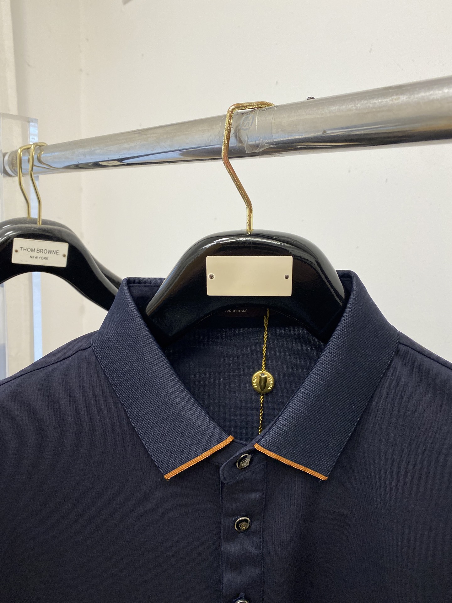 Loro piana、2026新品短袖T恤，帅气时尚，胸前顶级凹凸印胶图案字母logo，简约百搭款。面料