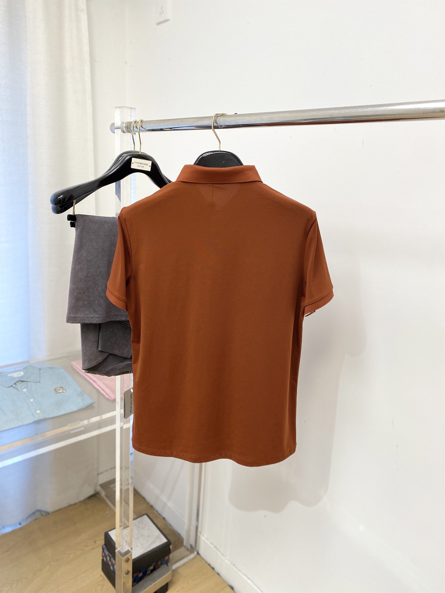 Loro piana、2026新品短袖T恤，帅气时尚，胸前顶级凹凸印胶图案字母logo，简约百搭款。面料