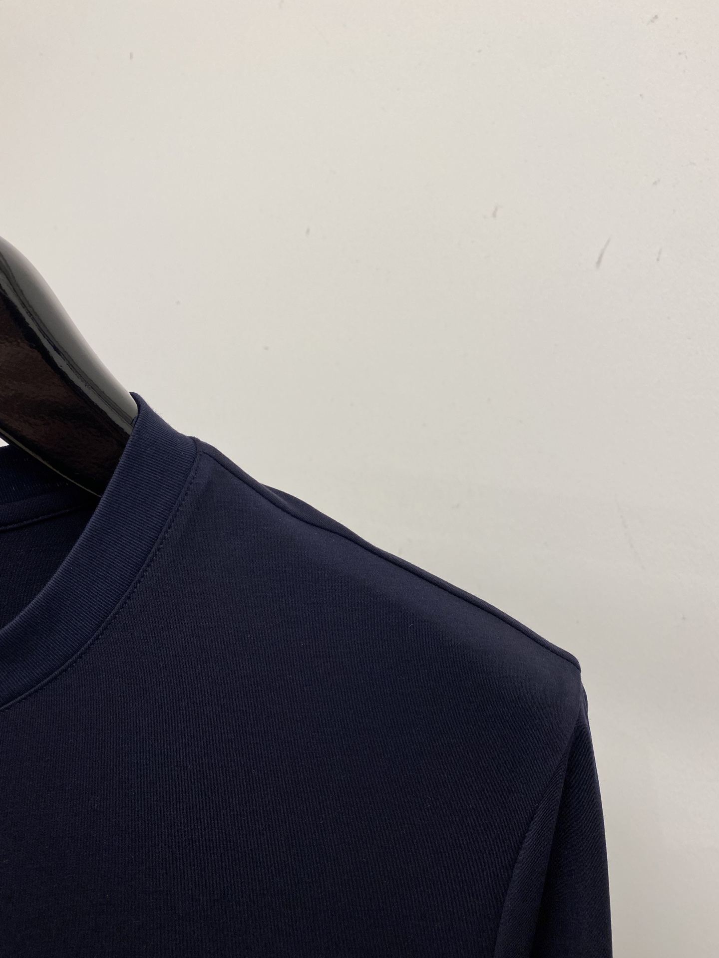 Buomi 时尚潮牌、2026新品短袖T恤，帅气时尚，胸前精致刺绣字母logo，简约百搭款。面料棉 不仅