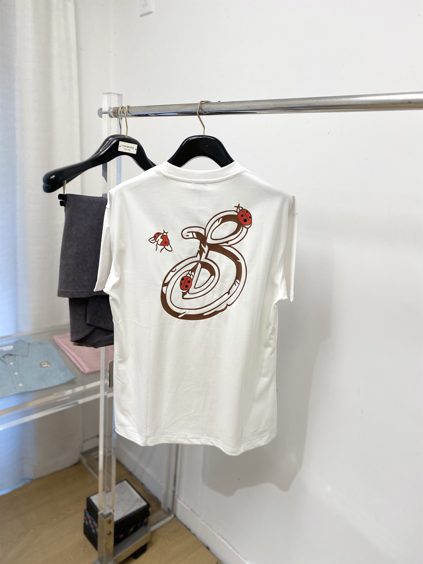 巴宝莉、2026新品短袖T恤，帅气时尚，胸前顶级印花图案字母logo，简约百搭款。面料棉 不仅挺括，保持