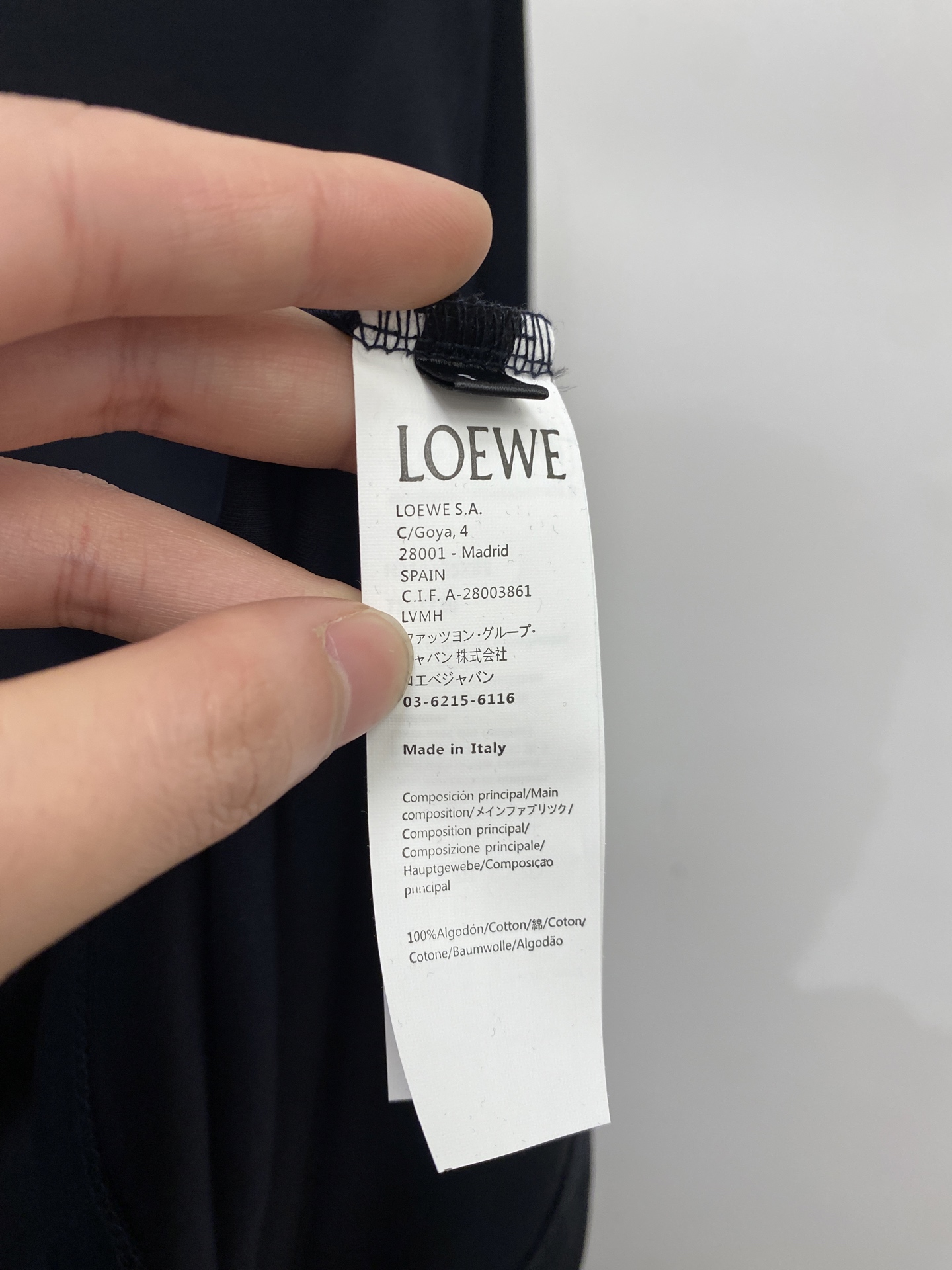 罗意威、2026新品短袖T恤，帅气时尚，胸前精致刺绣图案logo，简约百搭款。面料棉 不仅挺括，保持潮流