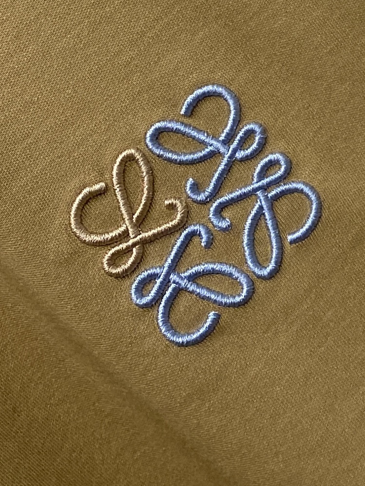 罗意威、2026新品短袖T恤，帅气时尚，胸前精致刺绣图案logo，简约百搭款。面料棉 不仅挺括，保持潮流