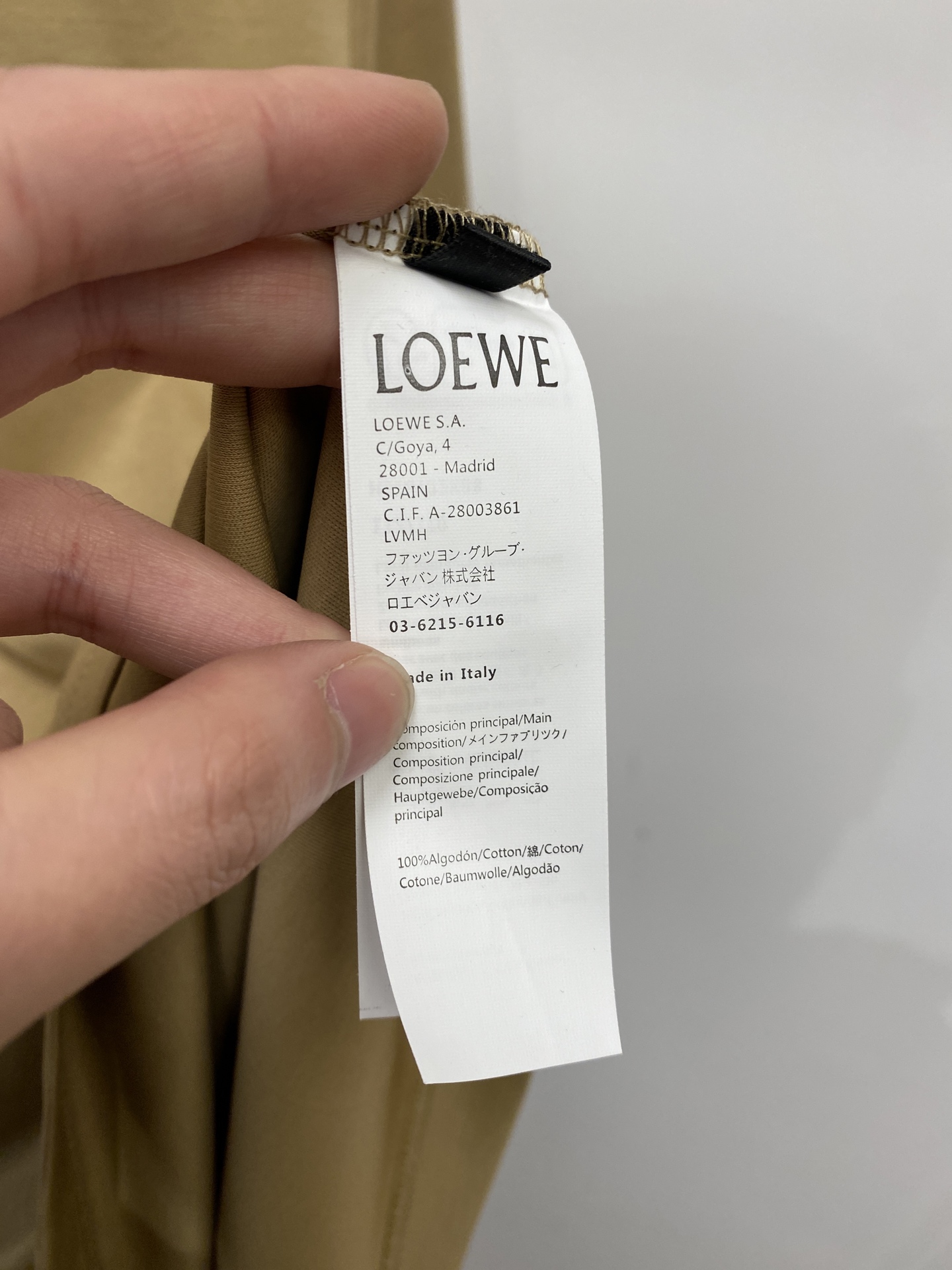 罗意威、2026新品短袖T恤，帅气时尚，胸前精致刺绣图案logo，简约百搭款。面料棉 不仅挺括，保持潮流