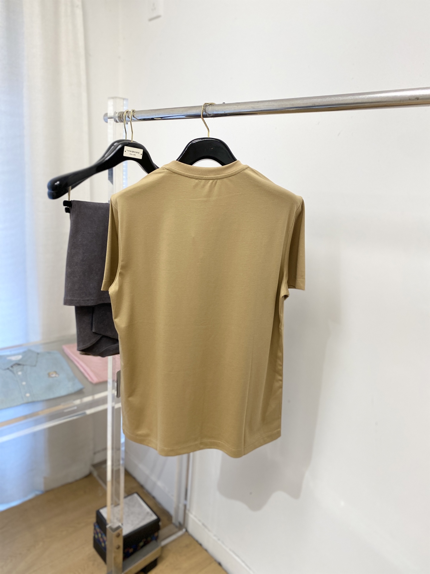 罗意威、2026新品短袖T恤，帅气时尚，胸前精致刺绣图案logo，简约百搭款。面料棉 不仅挺括，保持潮流