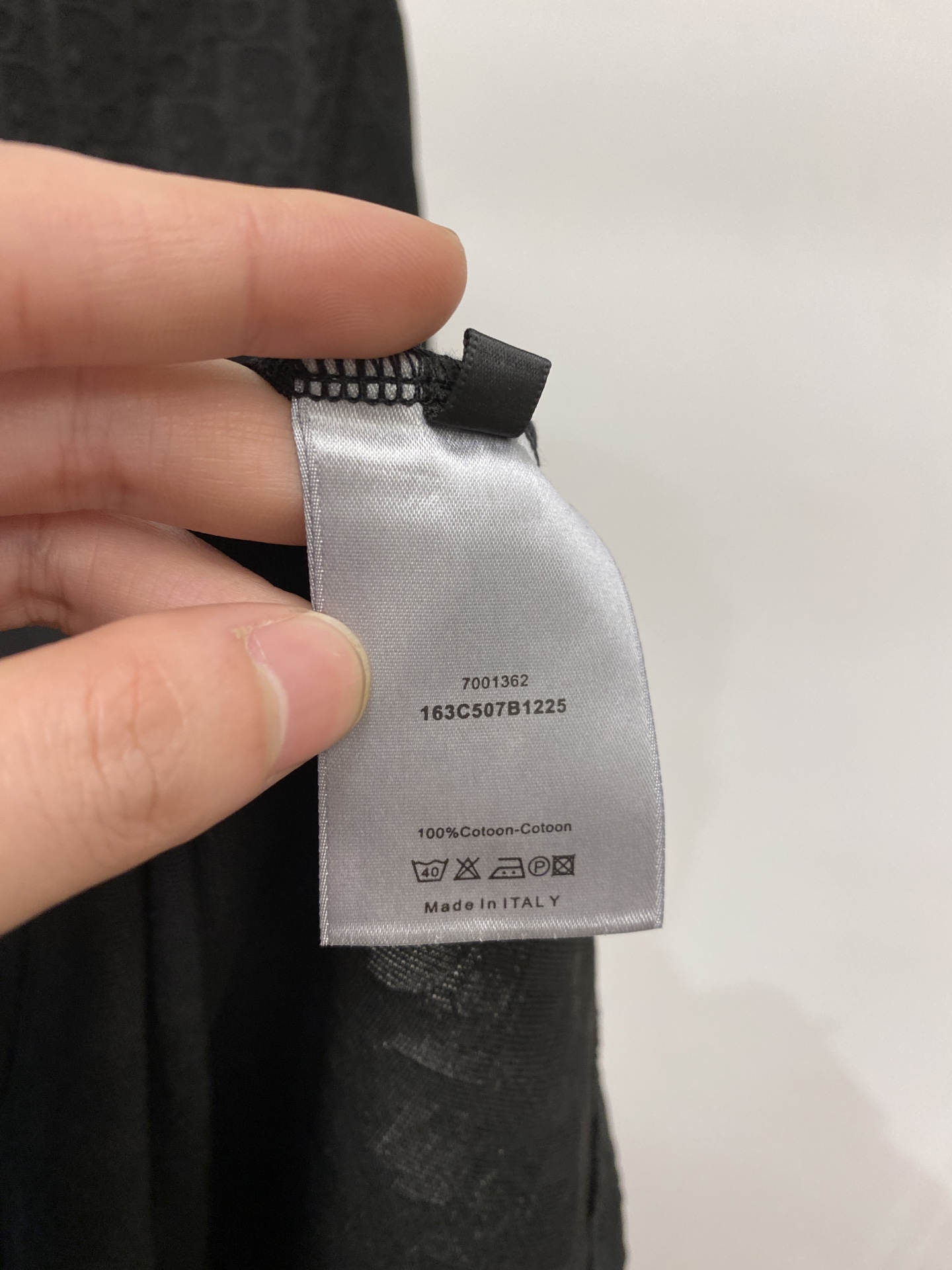 迪奥、2026新品短袖T恤，帅气时尚，顶级数码定位定织字母logo，简约百搭款。面料棉 不仅挺括，保持潮