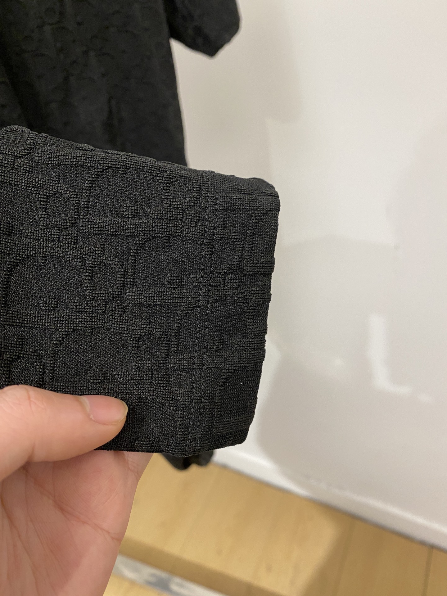 迪奥、2026新品短袖T恤，帅气时尚，顶级数码定位定织字母logo，简约百搭款。面料棉 不仅挺括，保持潮