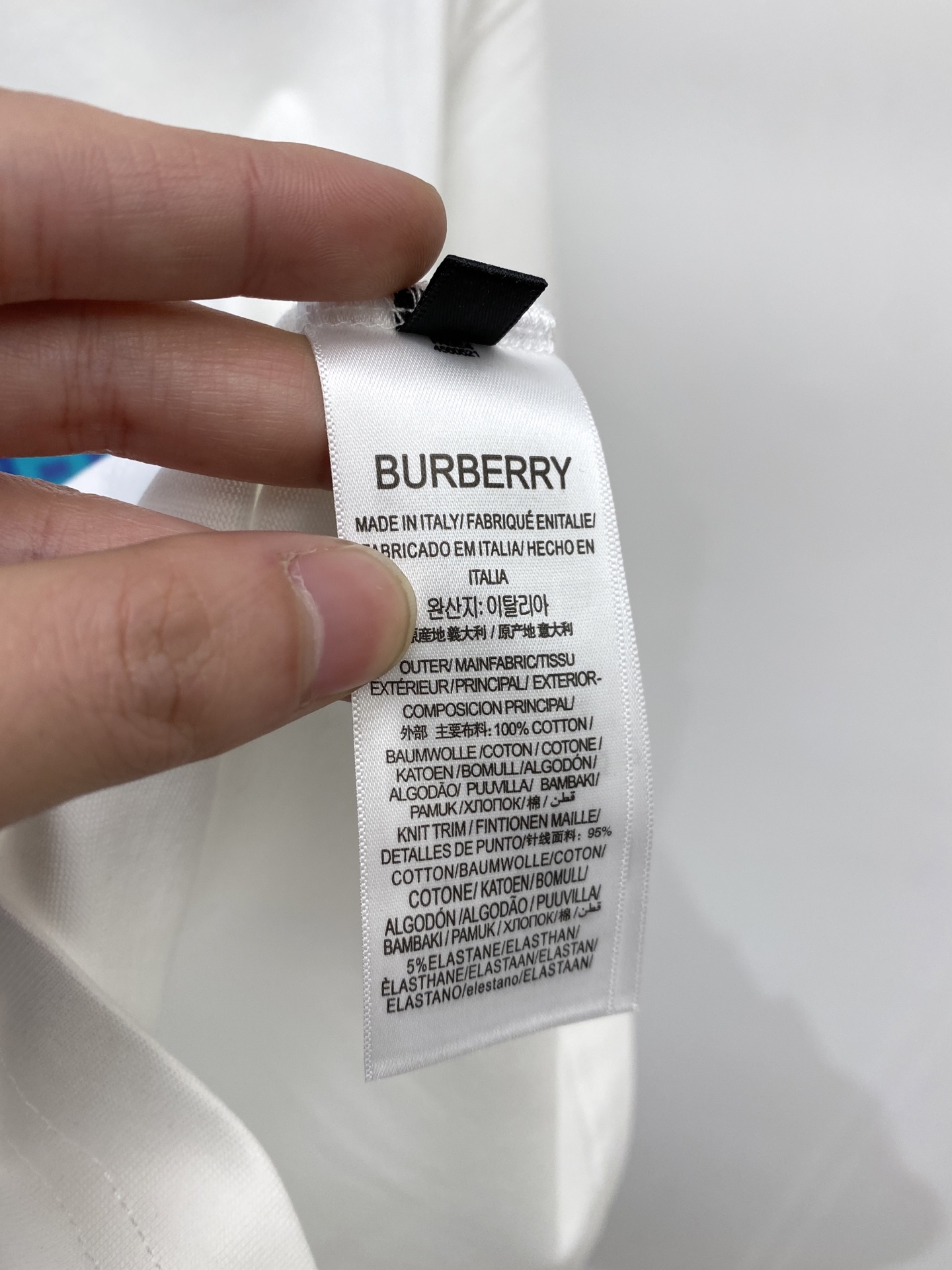 巴宝莉、2026新品短袖T恤，帅气时尚，胸前顶级印花图案字母logo，简约百搭款。面料棉 不仅挺括，保持