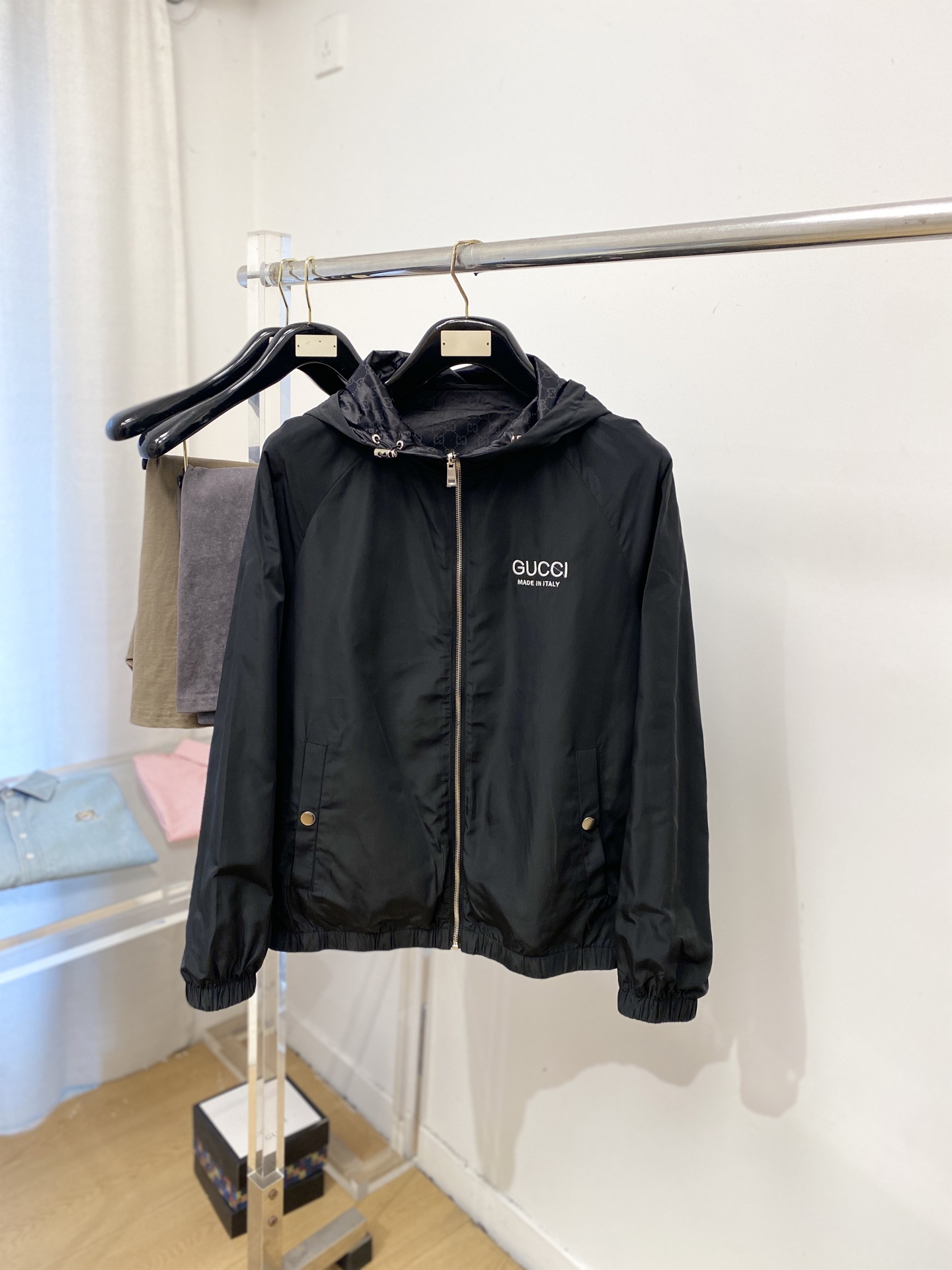 古奇、2026新品双面穿夹克外套，时尚帅气，简约百搭款，胸前精致刺绣字母logo，定制原版面料，不仅挺括