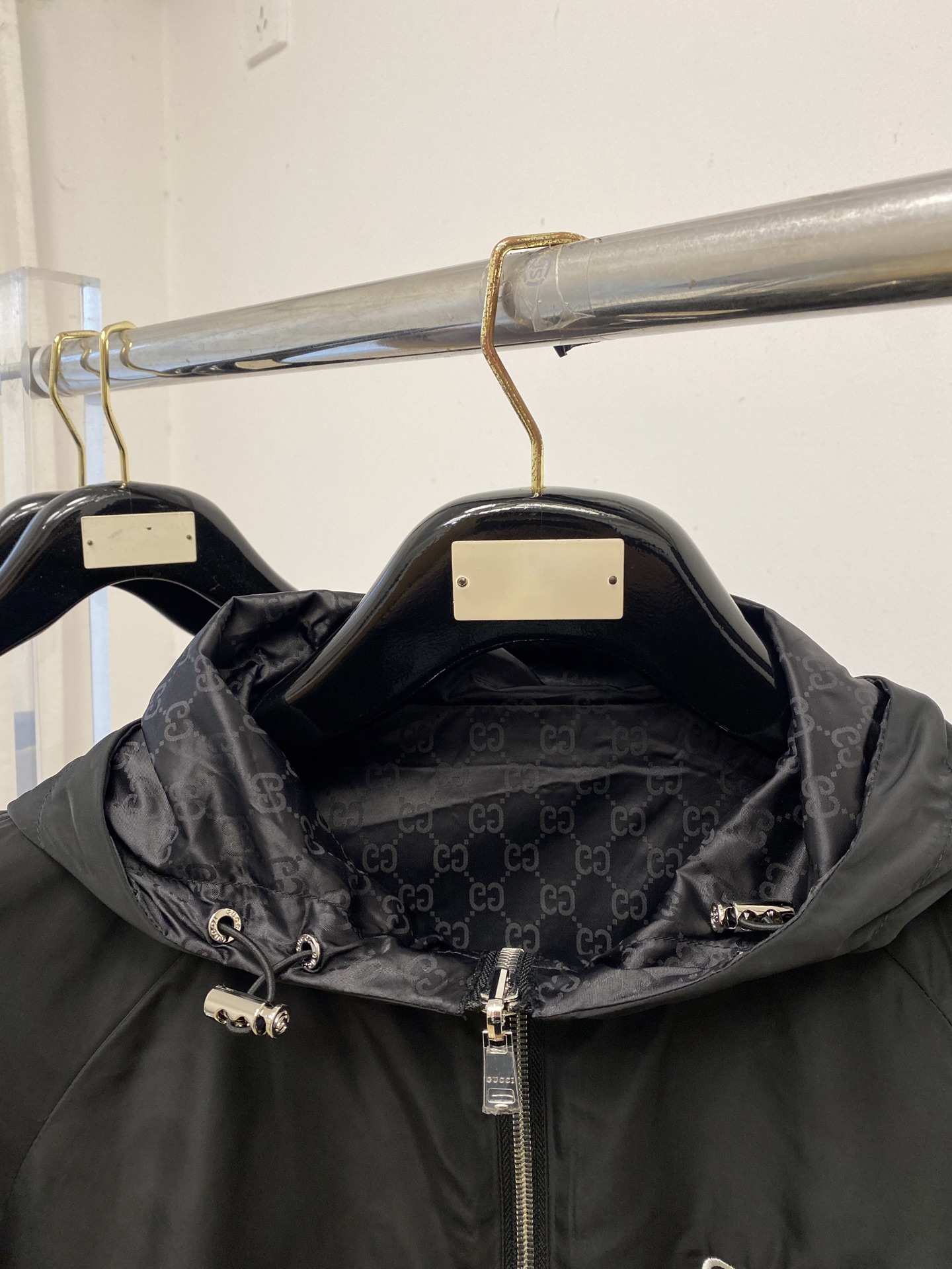 古奇、2026新品双面穿夹克外套，时尚帅气，简约百搭款，胸前精致刺绣字母logo，定制原版面料，不仅挺括