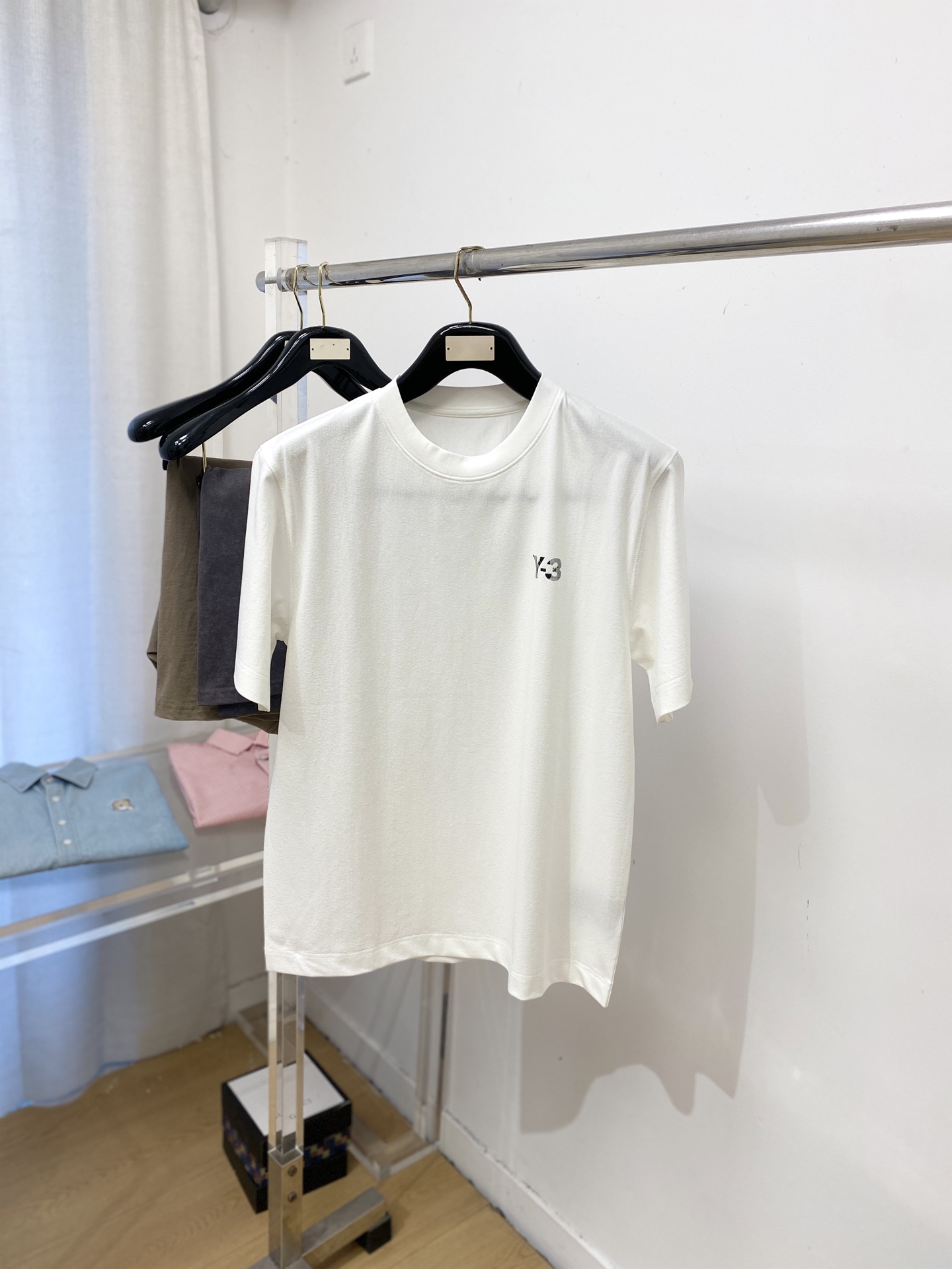 Y-3、2026新品短袖T恤，帅气时尚，胸前顶级印花字母logo，简约百搭款。面料棉 不仅挺括，保持潮流