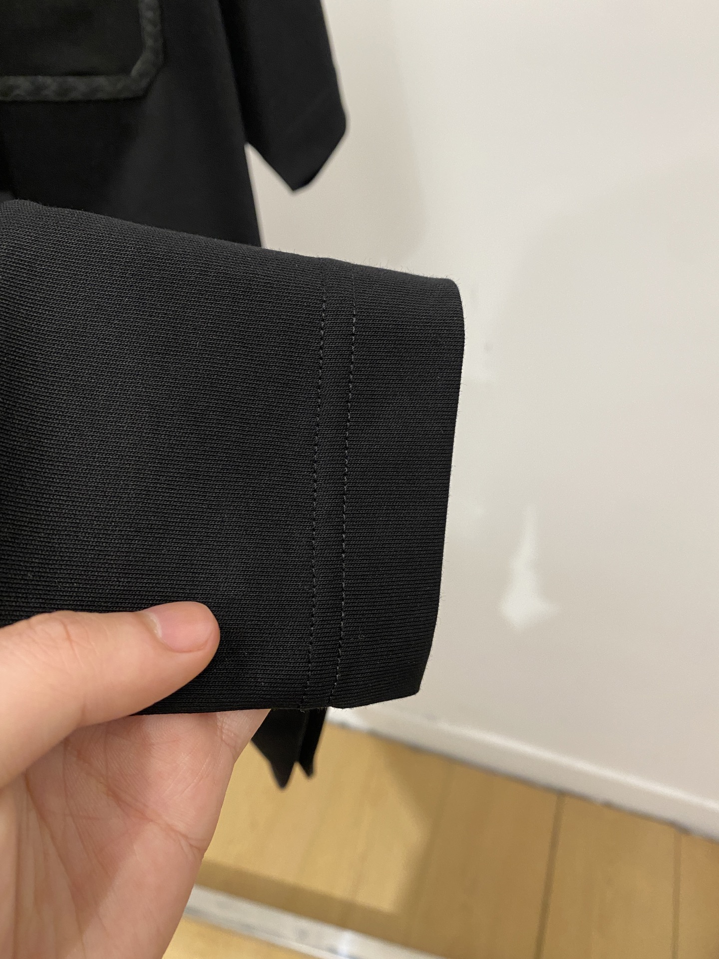 BV、2026新品短袖T恤，帅气时尚，胸前刺绣装饰口袋logo，简约百搭款。面料棉 不仅挺括，保持潮流的