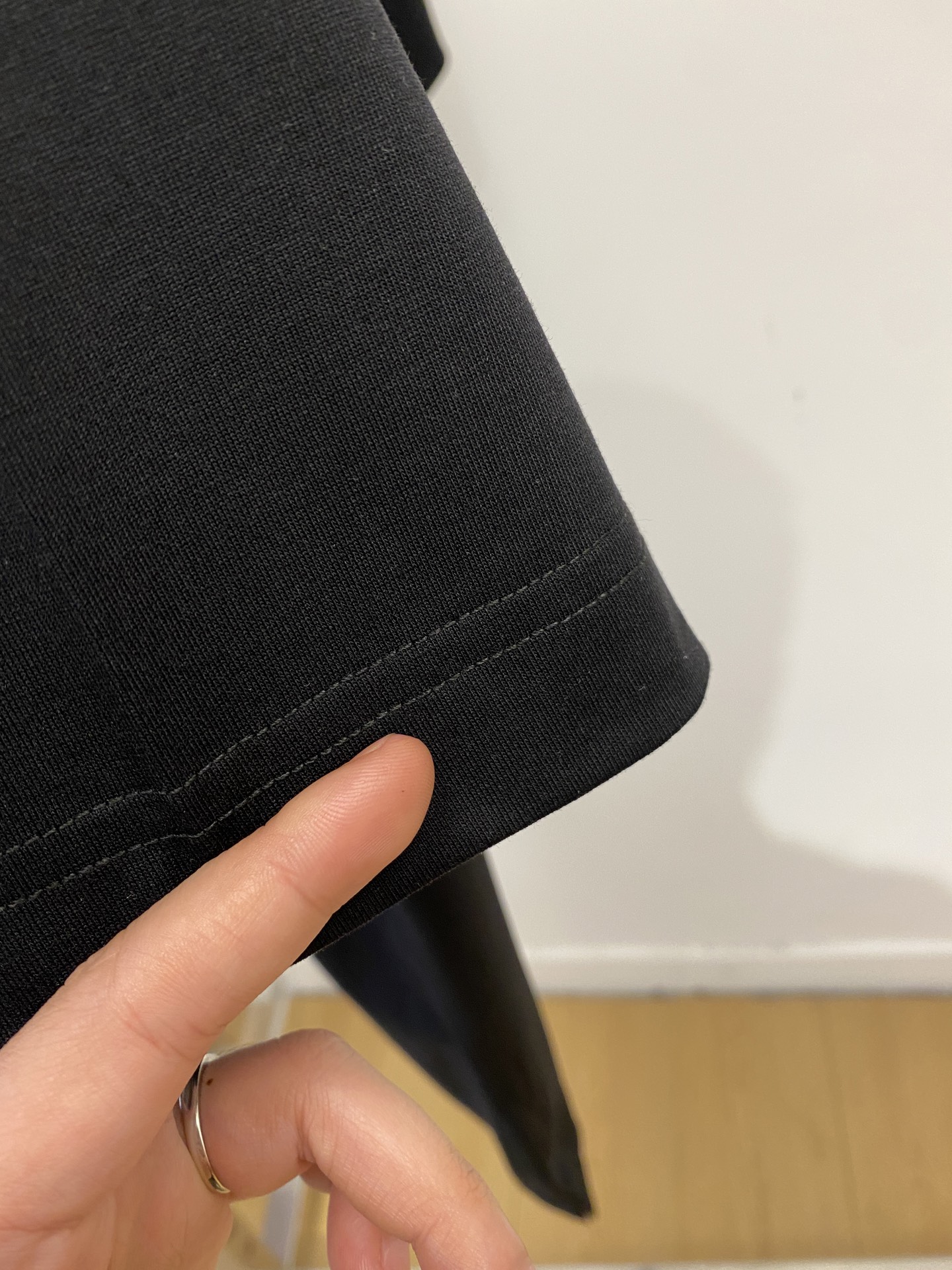 Brunello Cucinelli、2026新品短袖T恤，帅气时尚，胸前顶级印胶字母logo，简约百搭